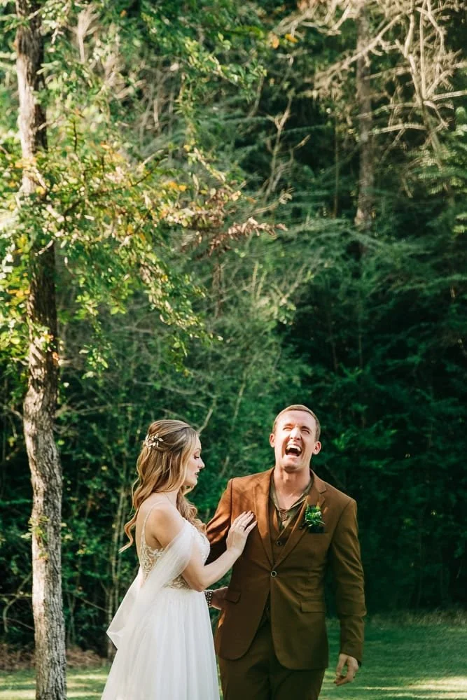 086-microwedding outdoor couple portraits.jpg