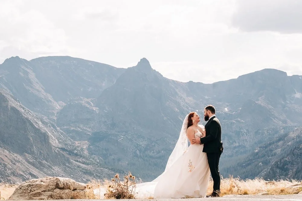 038-micro-wedding-portraits-rmnp.jpg