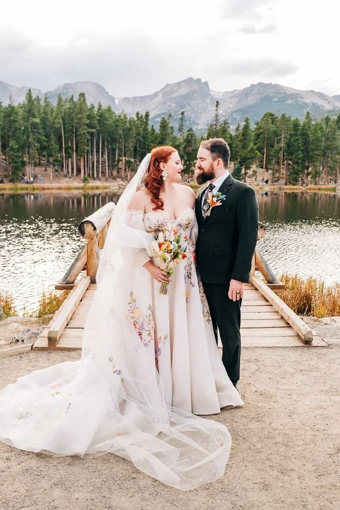 128-micro-wedding-portrait-rocky-mountain-national-park.jpg