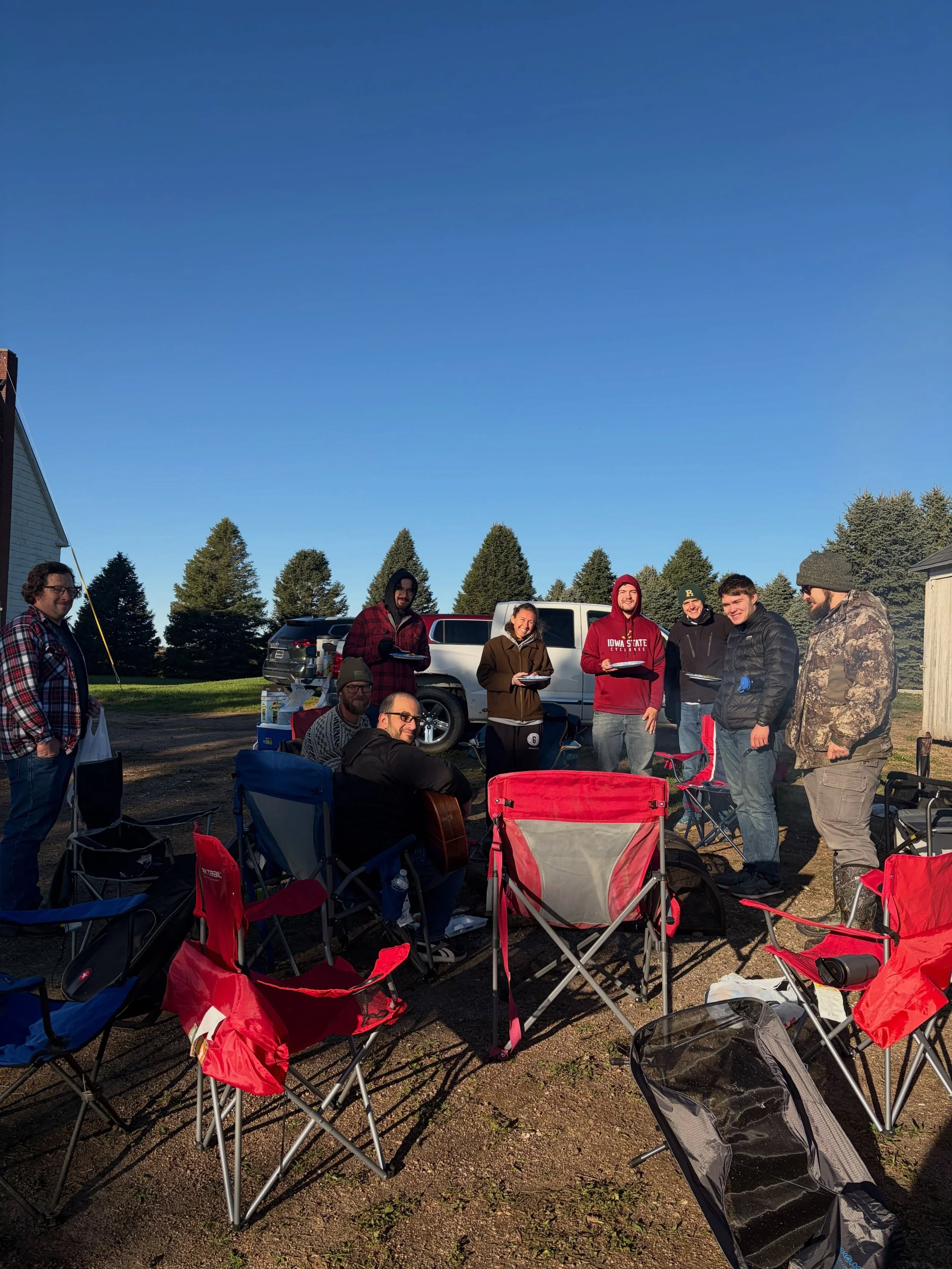 Recap of Camping @ Plasi Church:
🙏 Adoration
🔥 Fire (requiring a group effort to keep going😅)
🥏 Light-up frisbee
💫 Stargazing
🏕️ Surviving the cold night
⛪️ Morning Mass
🍳 Campfire Breakfast
📿 Rosary Walk @ Czechland Lake
🍃 Awakening our inn