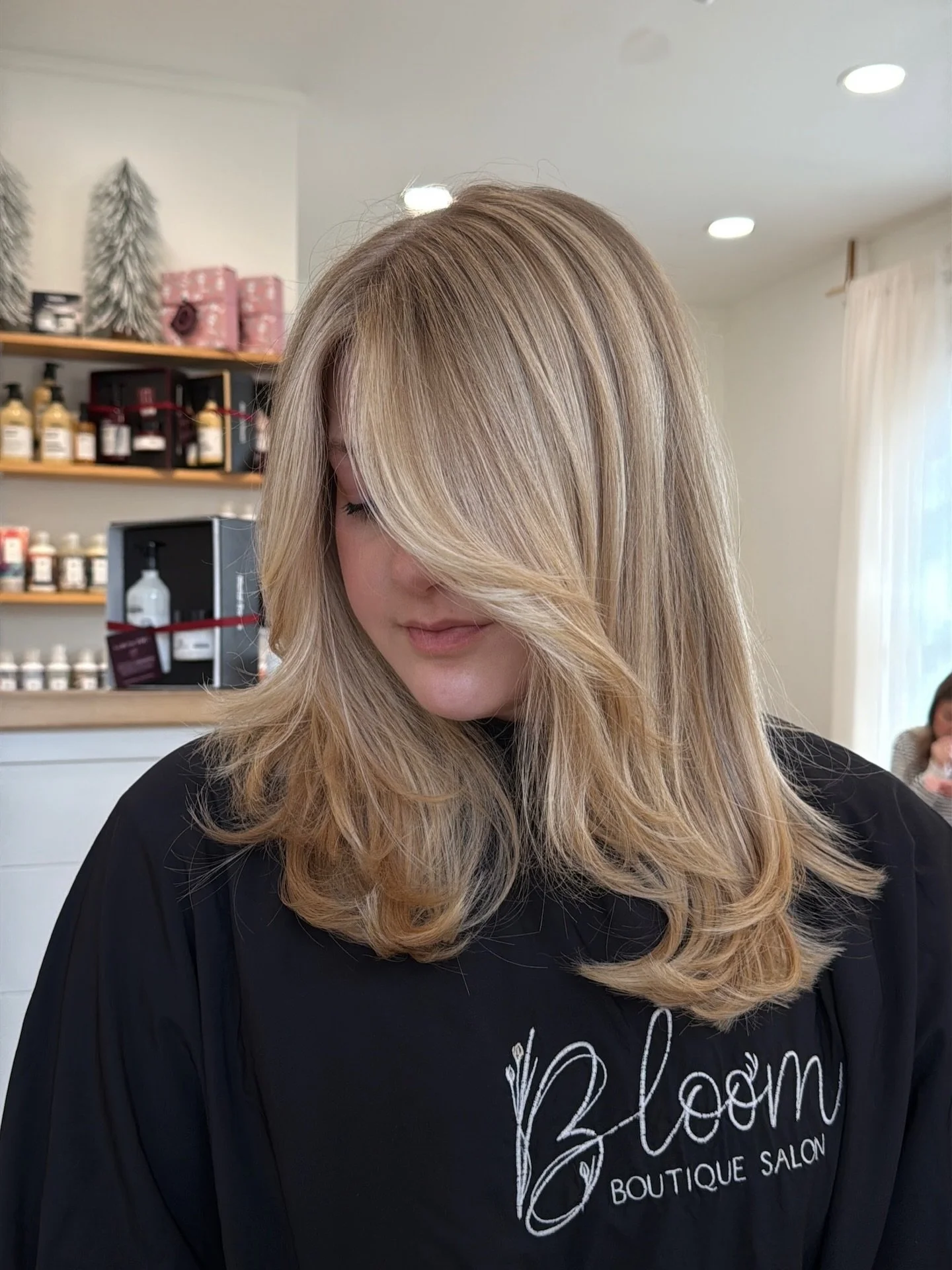 Color and cut by @hairbykaras