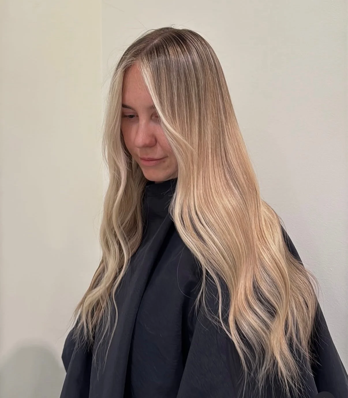 Custom color with @hairbykaras 

Book with Kara ⬇️
Tuesday, Wednesday, Friday, Saturday in schererville 

Thursdays in Crown Point