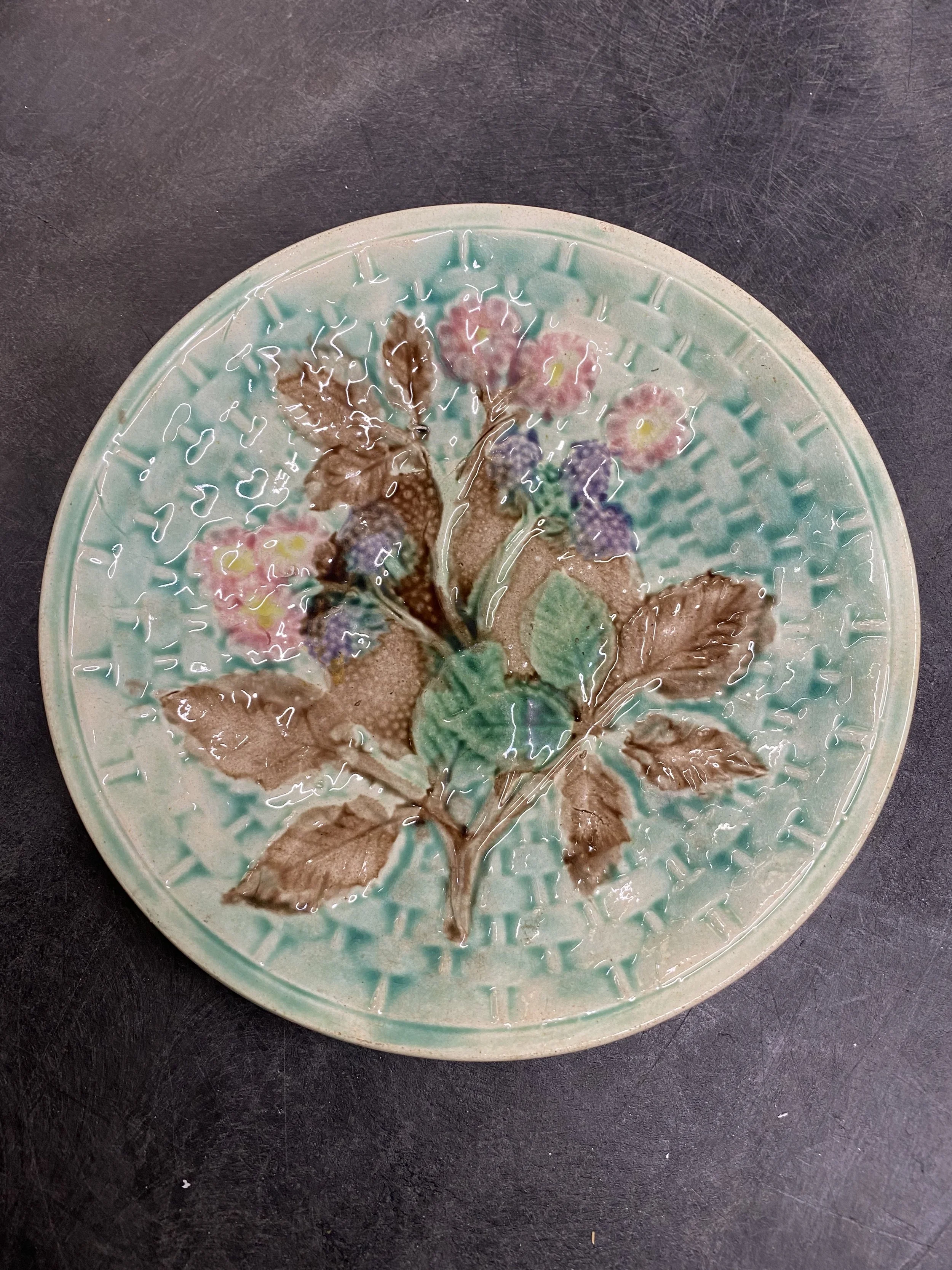 Majolica Aqua Plate