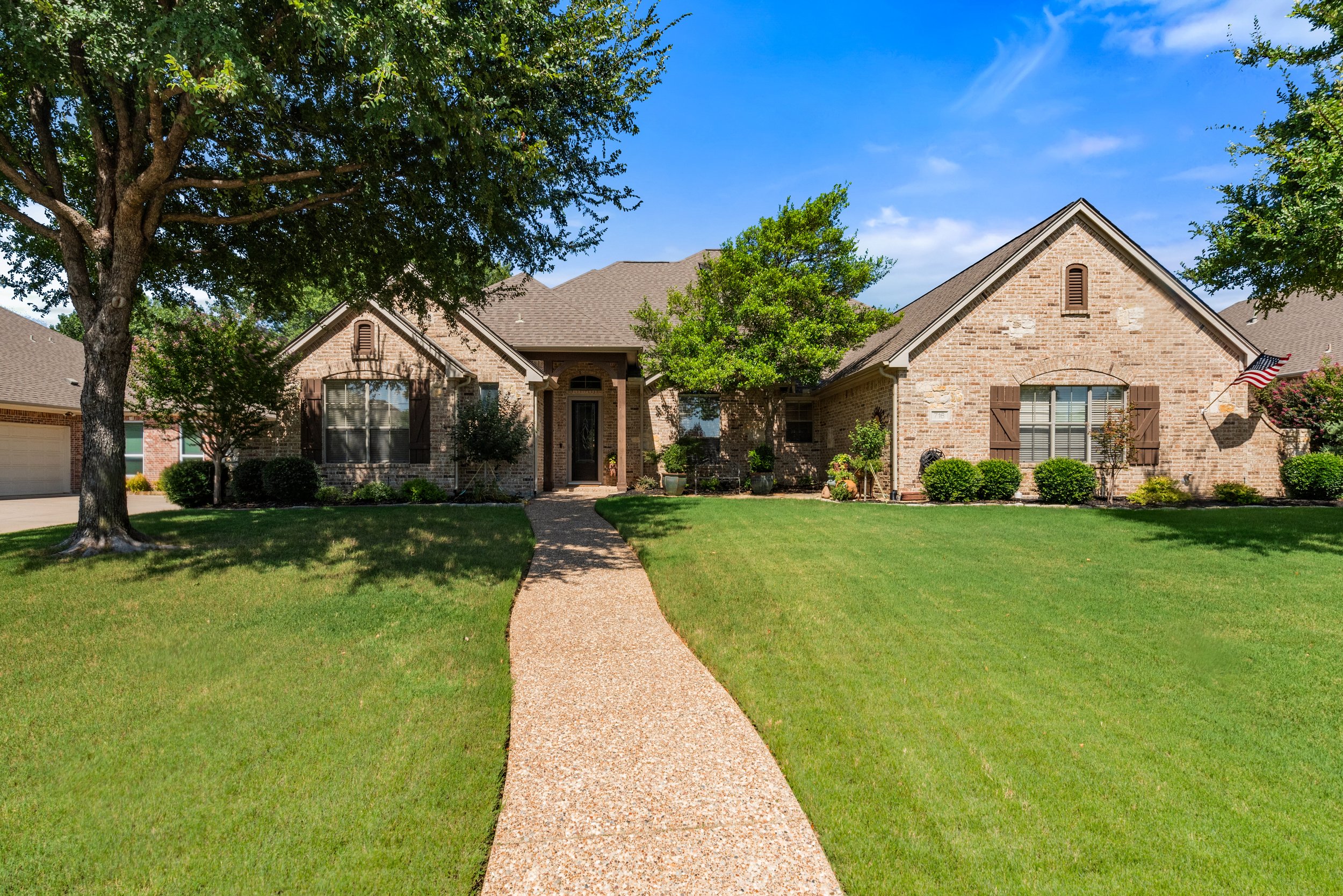 The Woodlands Central - 716 Meandering Woods Dr.jpg