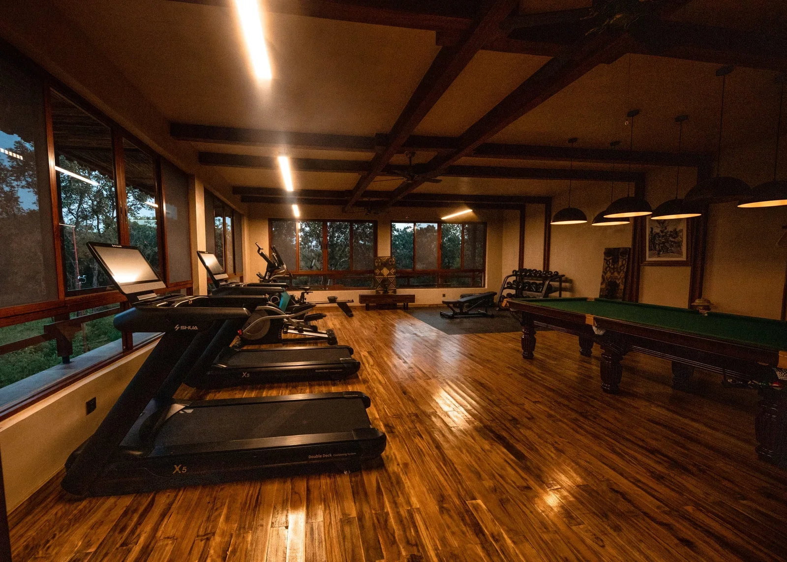 entikko-safari-lodge-gym-area-scaled.webp