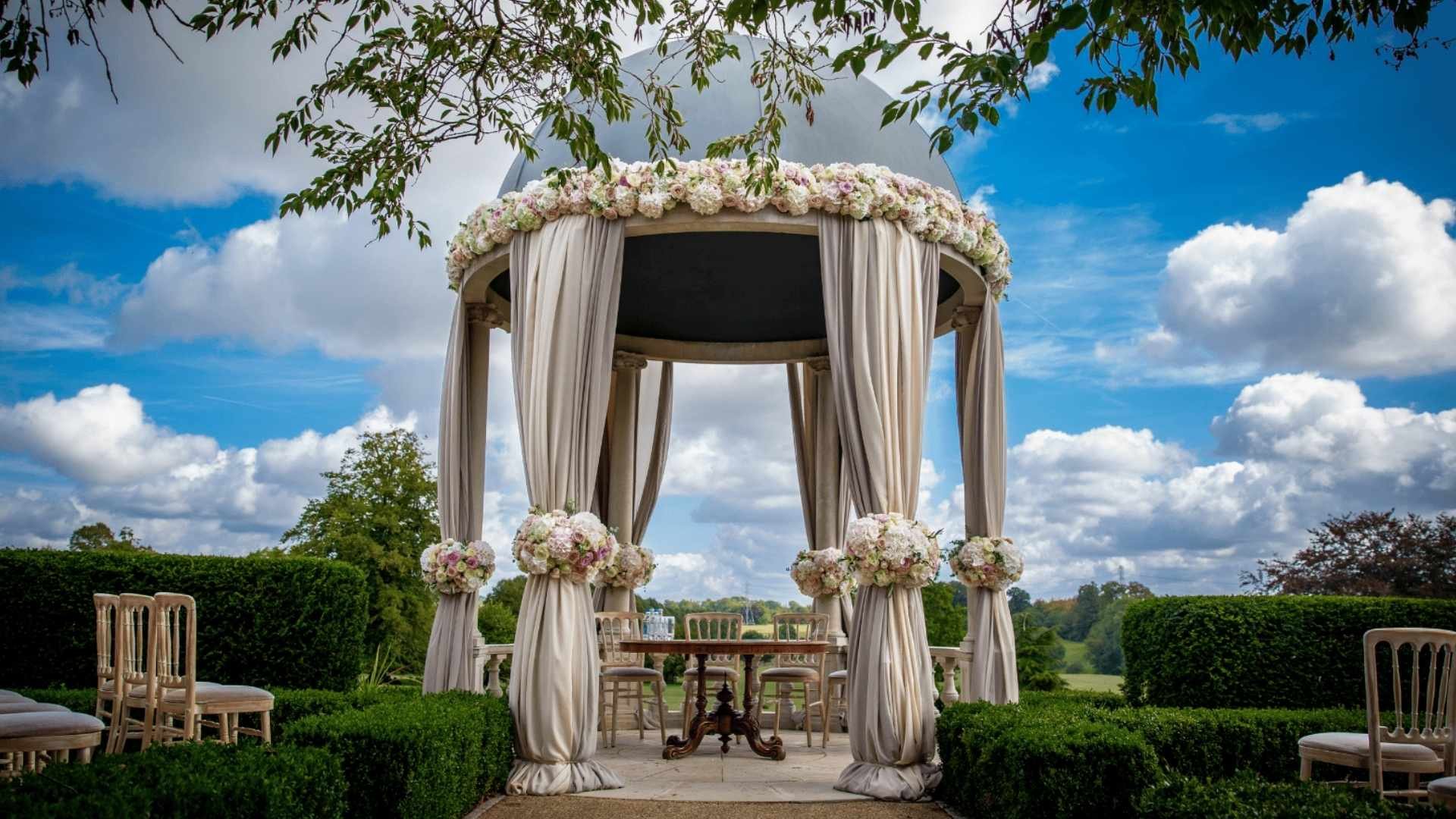 💍 FROYLE PARK WEDDING RECEPTION – A GLOBAL CELEBRATION WITH UNFORGETTABLE FLAVOURS
