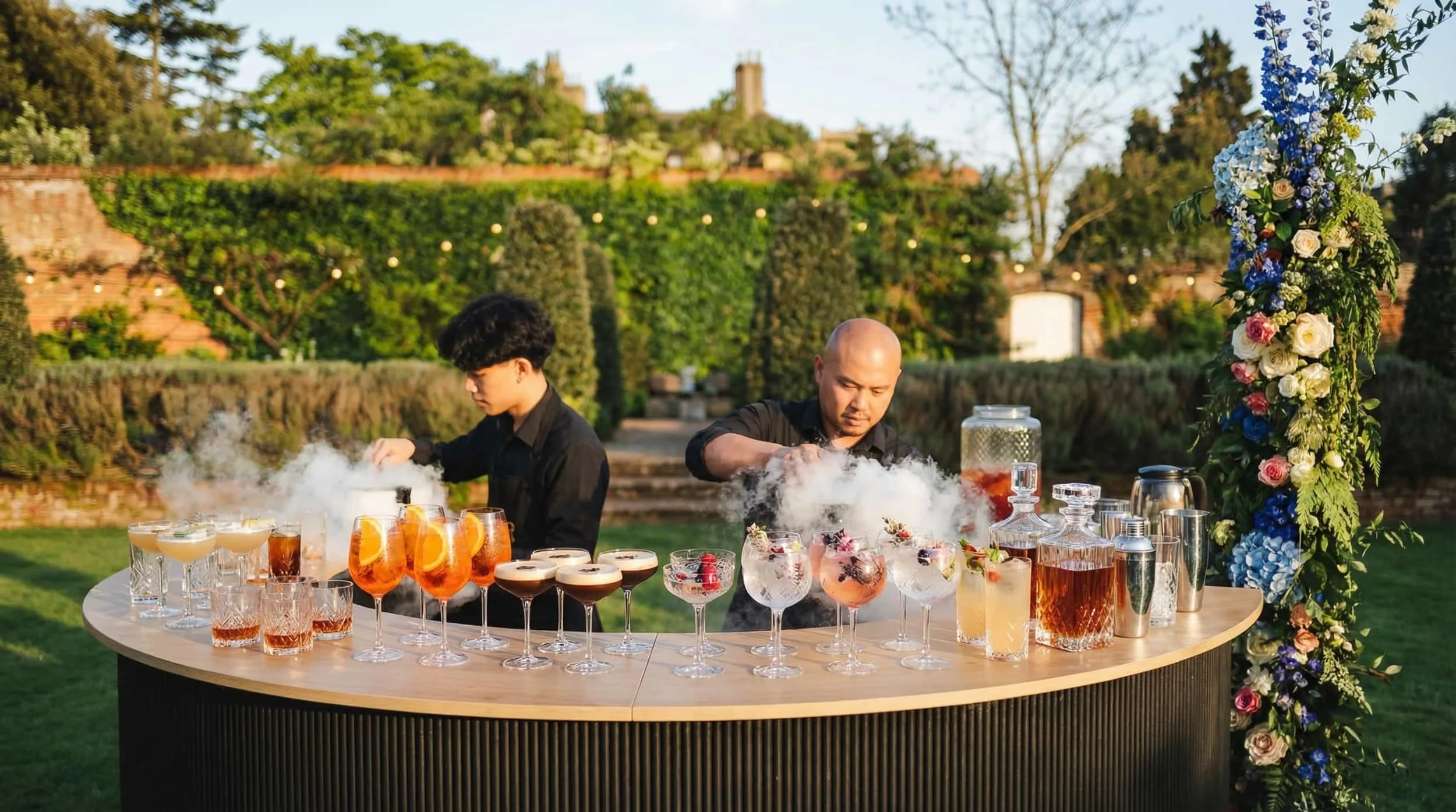 Bar Services, Mocktails & Wine Pairing