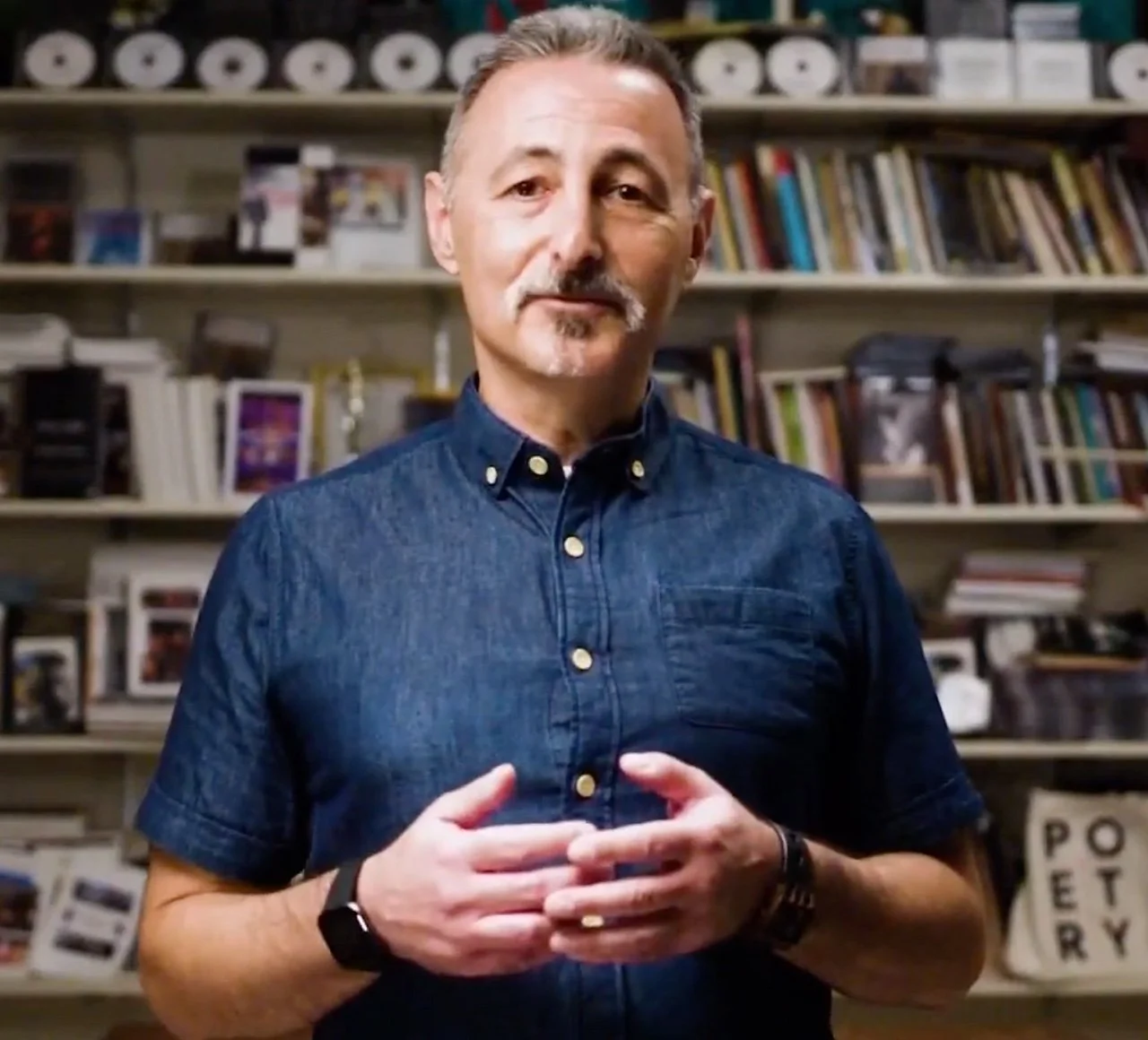 Peter Kahn_headshot.jpeg