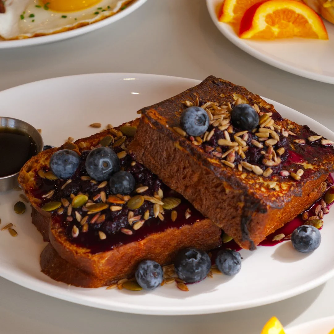 Thick cut brioche, crunchy seed granola, house berry compote, fresh berries, and real Steeves maple syrup. The absolute best breakfast to curb your desire for sweet stuff in the mornin', its pure serotonin on a plate! Best paired with hot flat white 