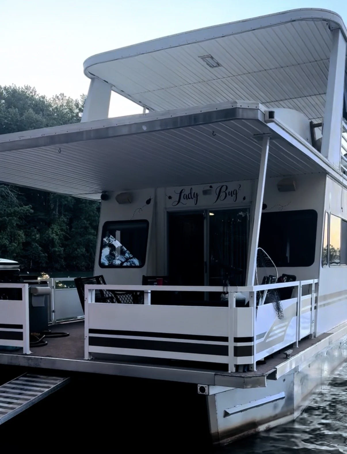 What Is There to Do on a Boat at the Dock All Day?
