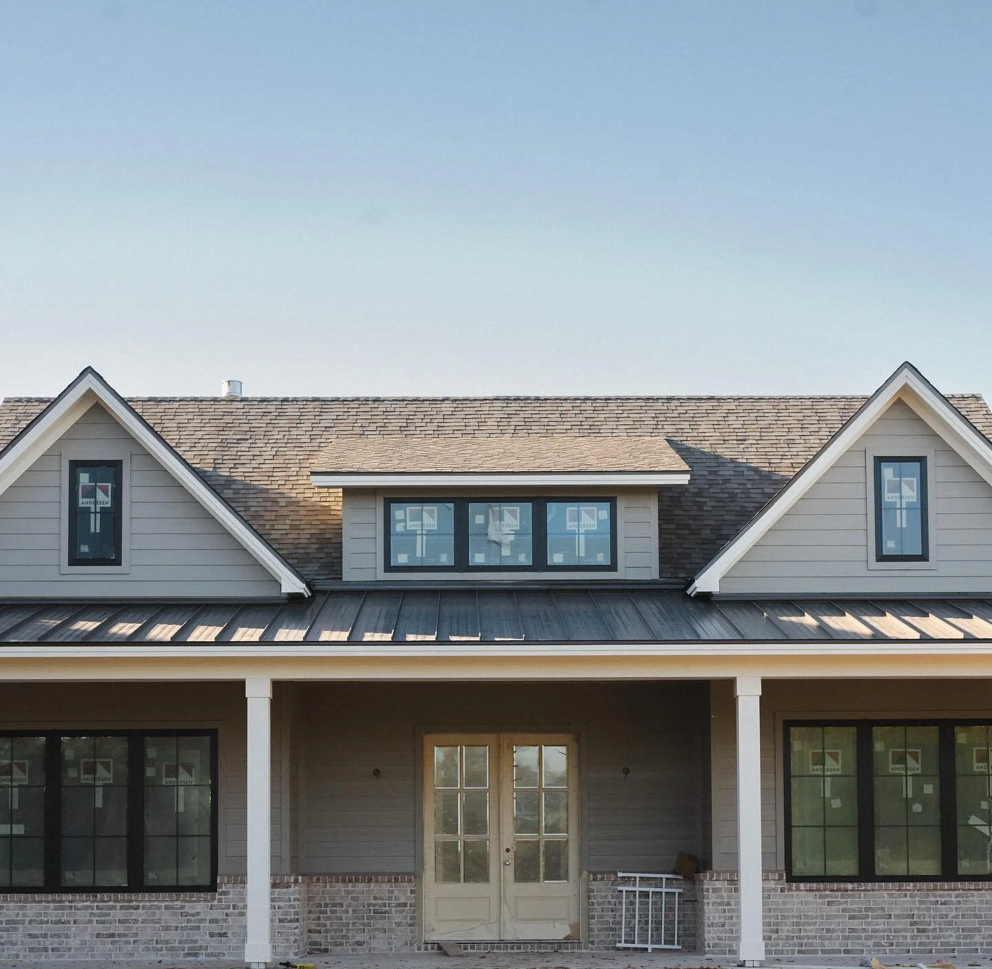 Lovin&rsquo; the progress on this one 🫶🏻

#design #customhome #ranch #bcs #cstat #kitchen