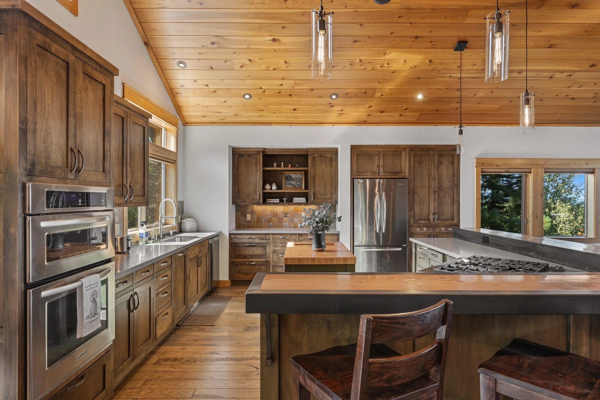vr-truckee-3-kitchen.jpg