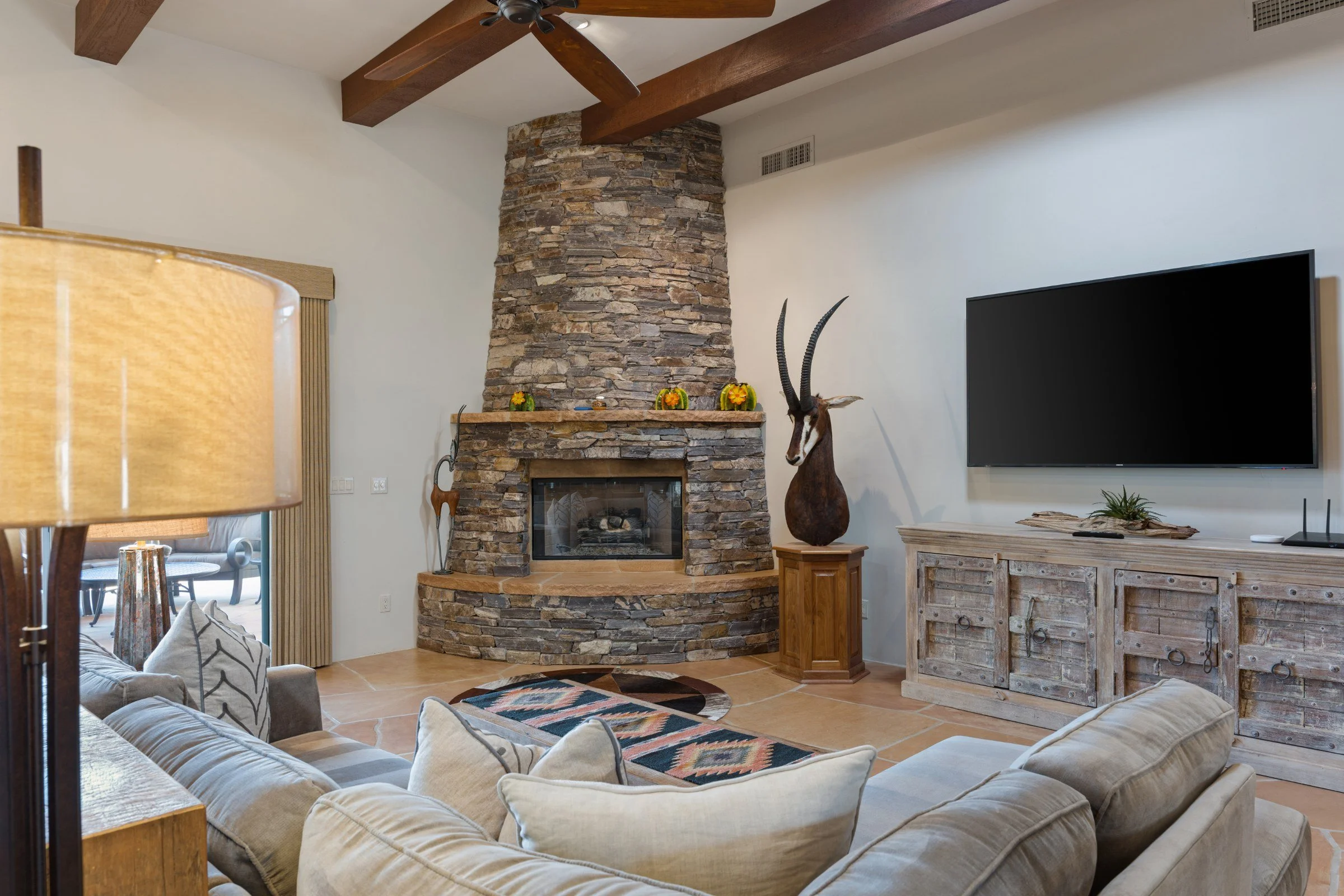 vr-carefree-7-great-room.jpg