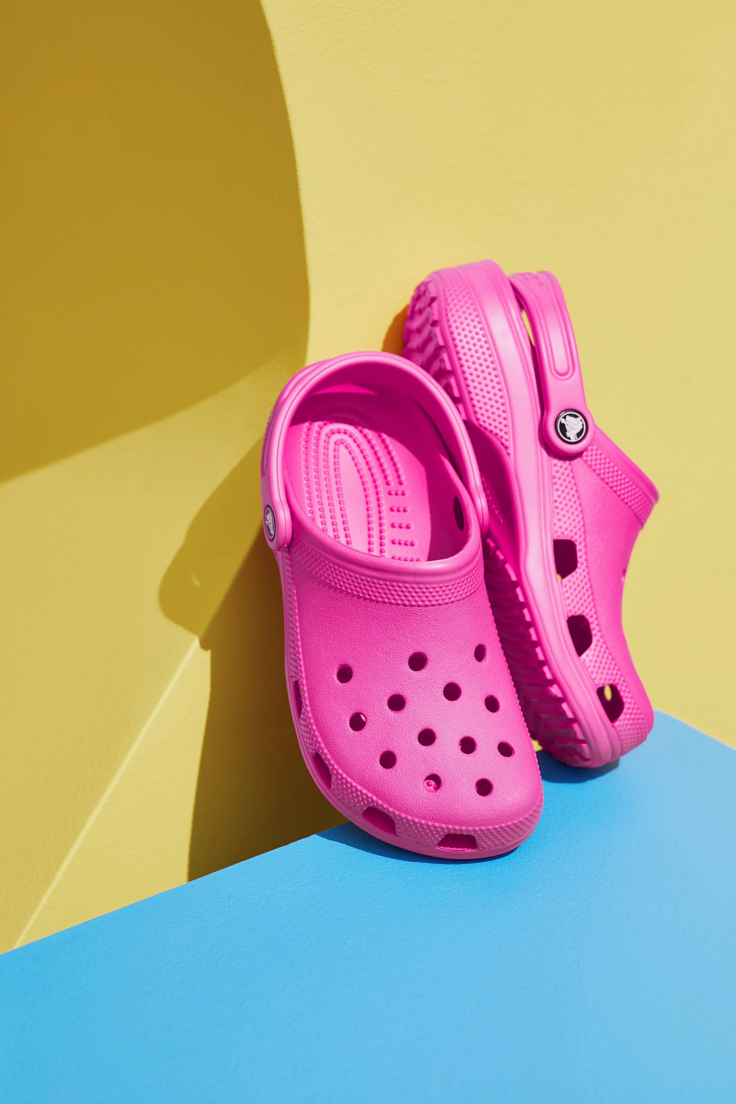 FLS240320_May_Editorial_Crocs_SL_0044.jpg