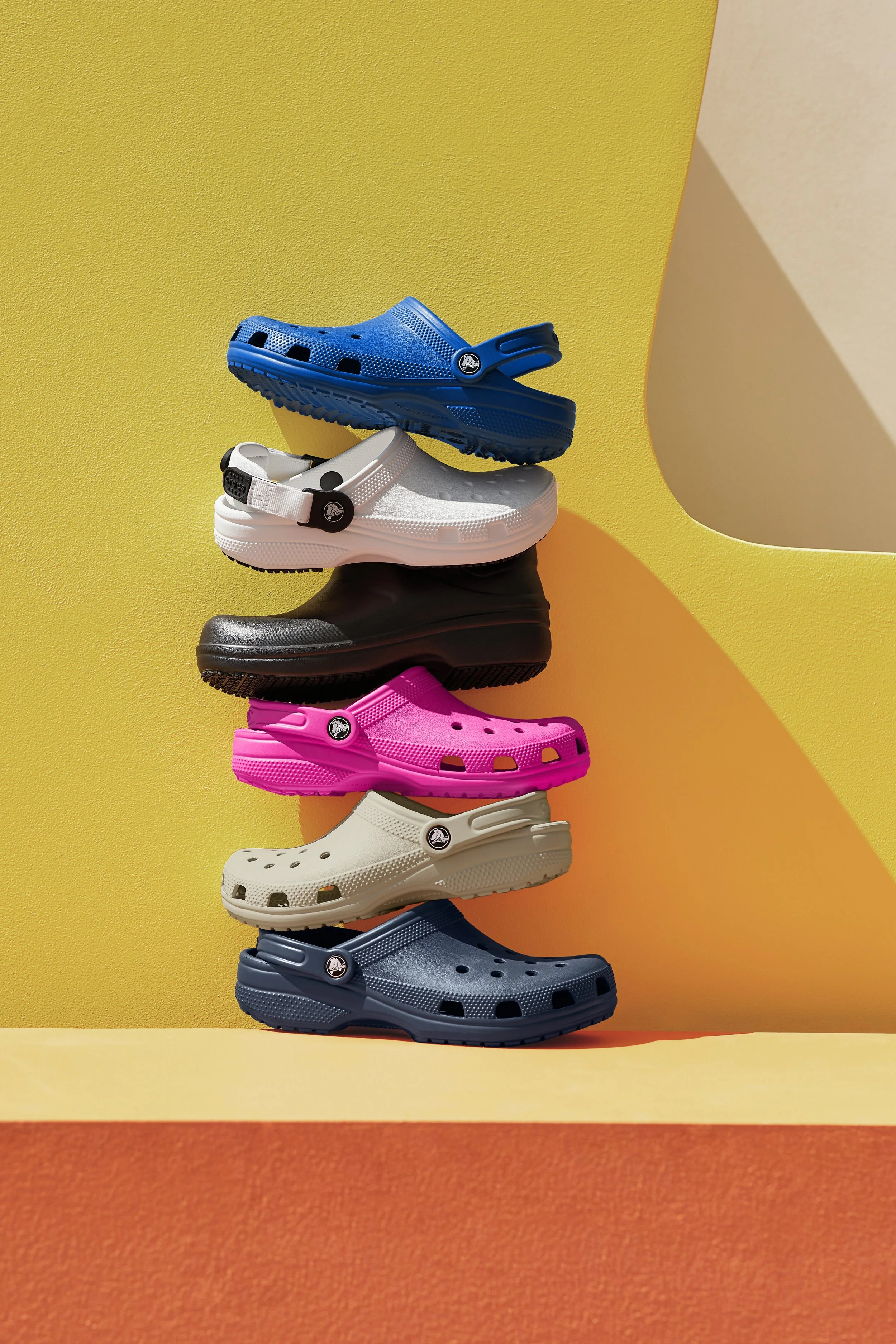 FLS240320_May_Editorial_Crocs_SL_0032 2.jpg