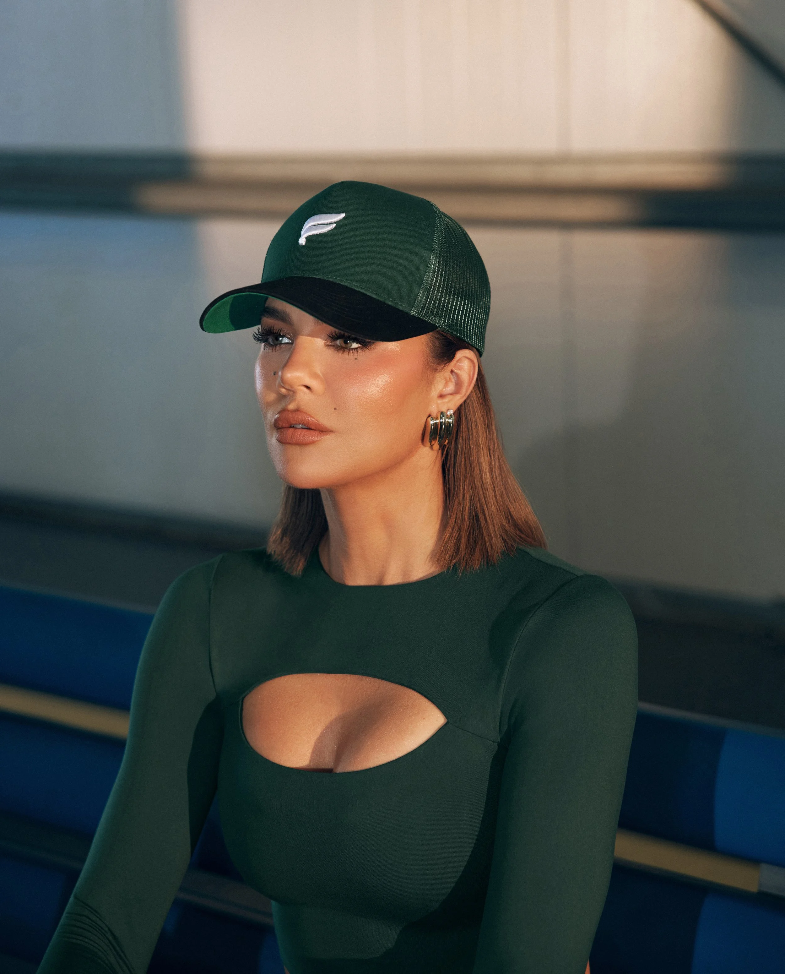 FAB_Khloe_Airport_D2_S2_01706 1.jpg