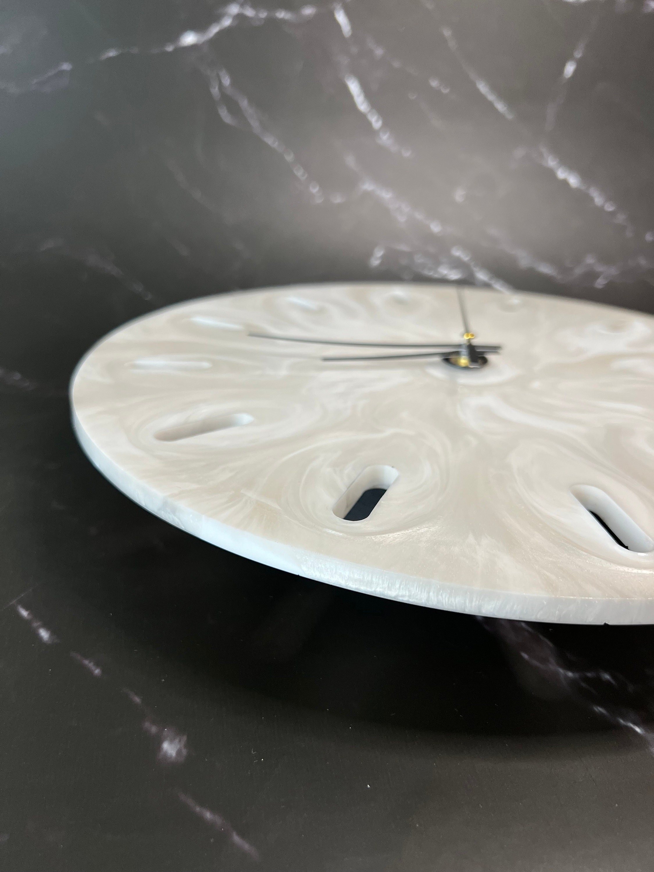 https://i.etsystatic.com/22067508/r/il/5c3eed/5842401364/il_fullxfull.5842401364_9n2s.jpg