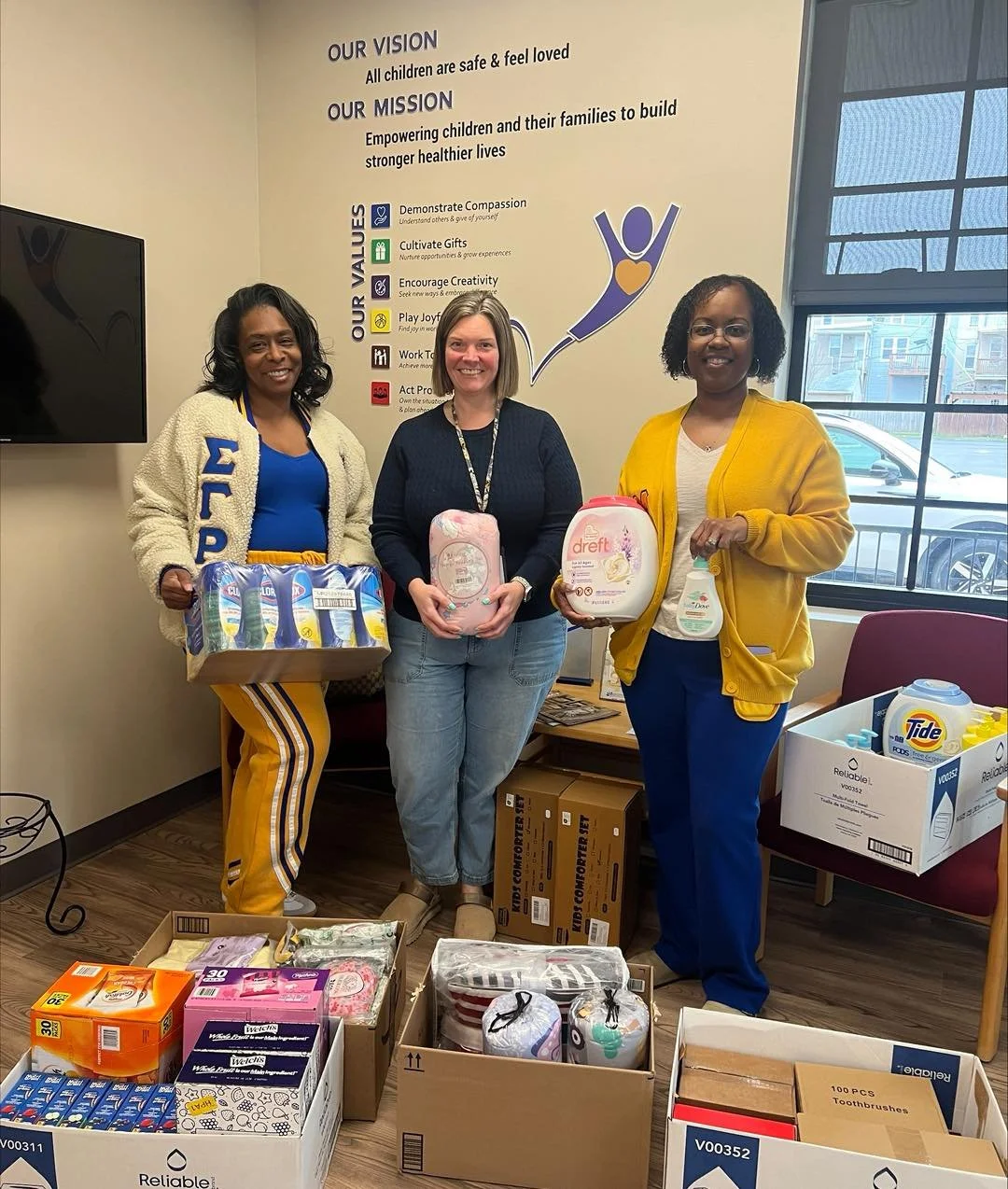 We are incredibly thankful to everyone who contributed to our virtual drive in support of the Lehman Crisis Center 💙 Because of you, families in the York community have access to safe, reliable care for their little ones when they need it most. Your