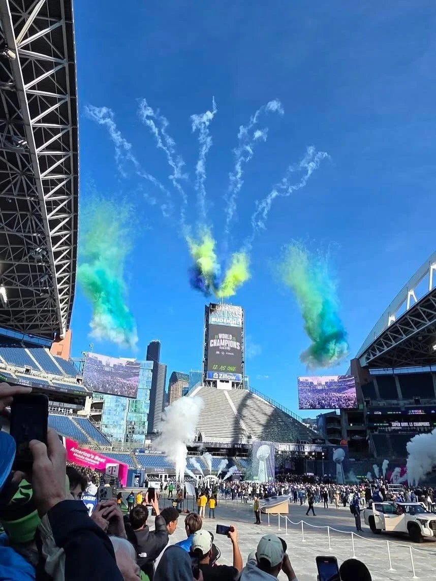 What a beautiful day celebrating a beautiful #SuperBowlLX win! @daphobes braved the crowds to celebrate our Seahawks 💙💚

Did you go to the parade or watch it on tv?

#4EVRGN #wearethepnw #superbowlparade #gohawks