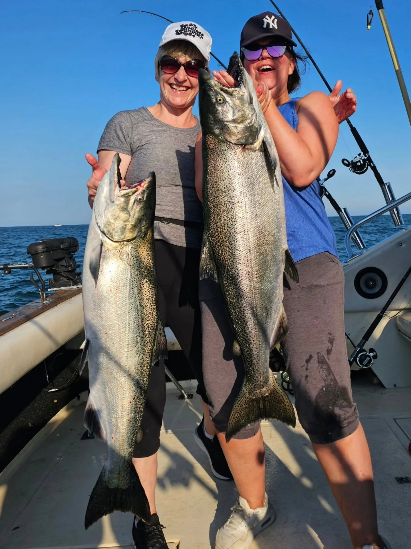 Kings, Cohos, Atlantics and Browns have been slung over the rail this past week, the mixed bag fishing continues in Niagara! August is here and that means big Kings! Get in touch with us before your spot fills up, you won't regret it!

Let's go fishi