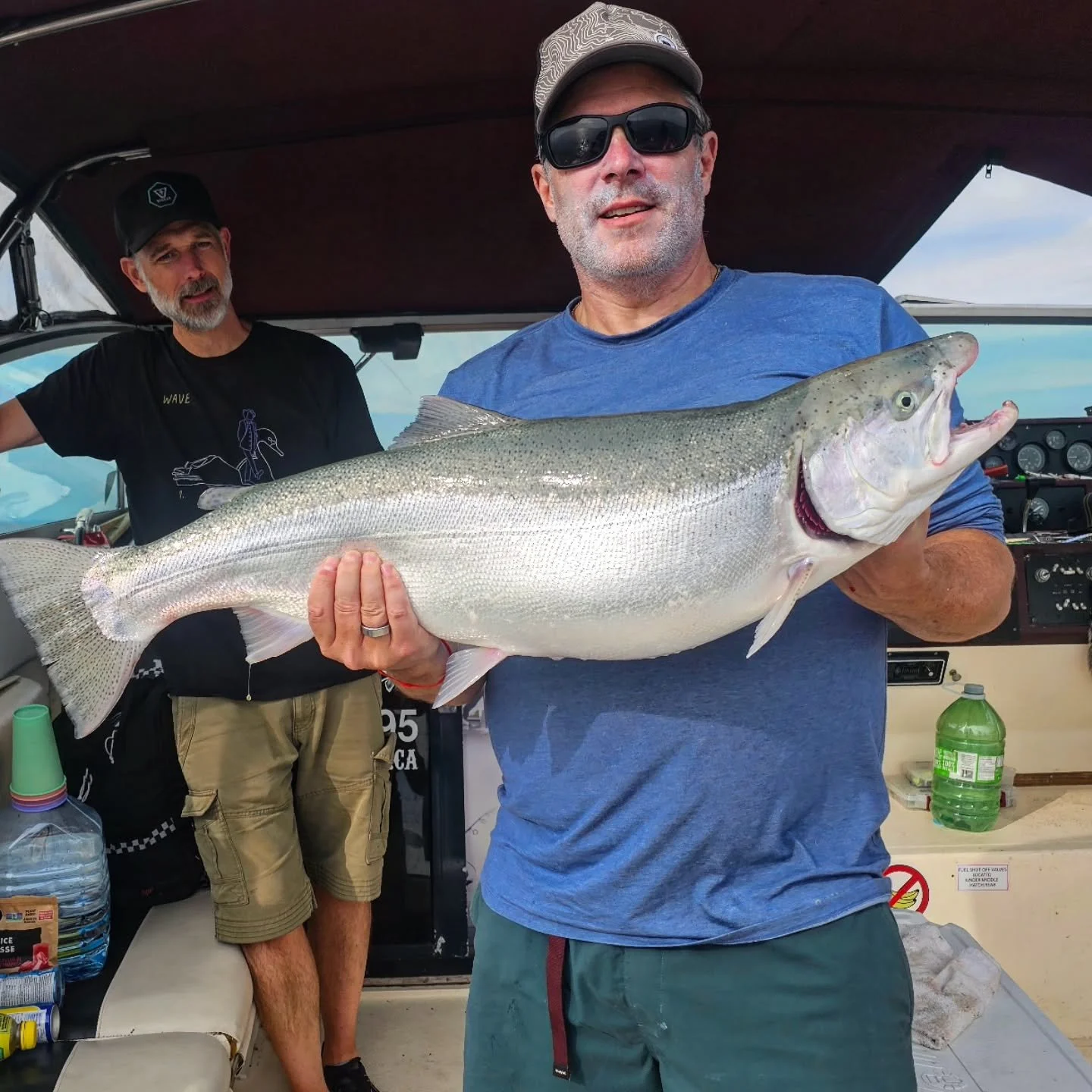 The offshore fishing continues to be GREAT, Head north until you find temp, then hold on! Some great steelhead are finding their way to the back of the boat too! Including a 16lb moose, which unfortunately didn't want to revive. 

I'll be fishing the