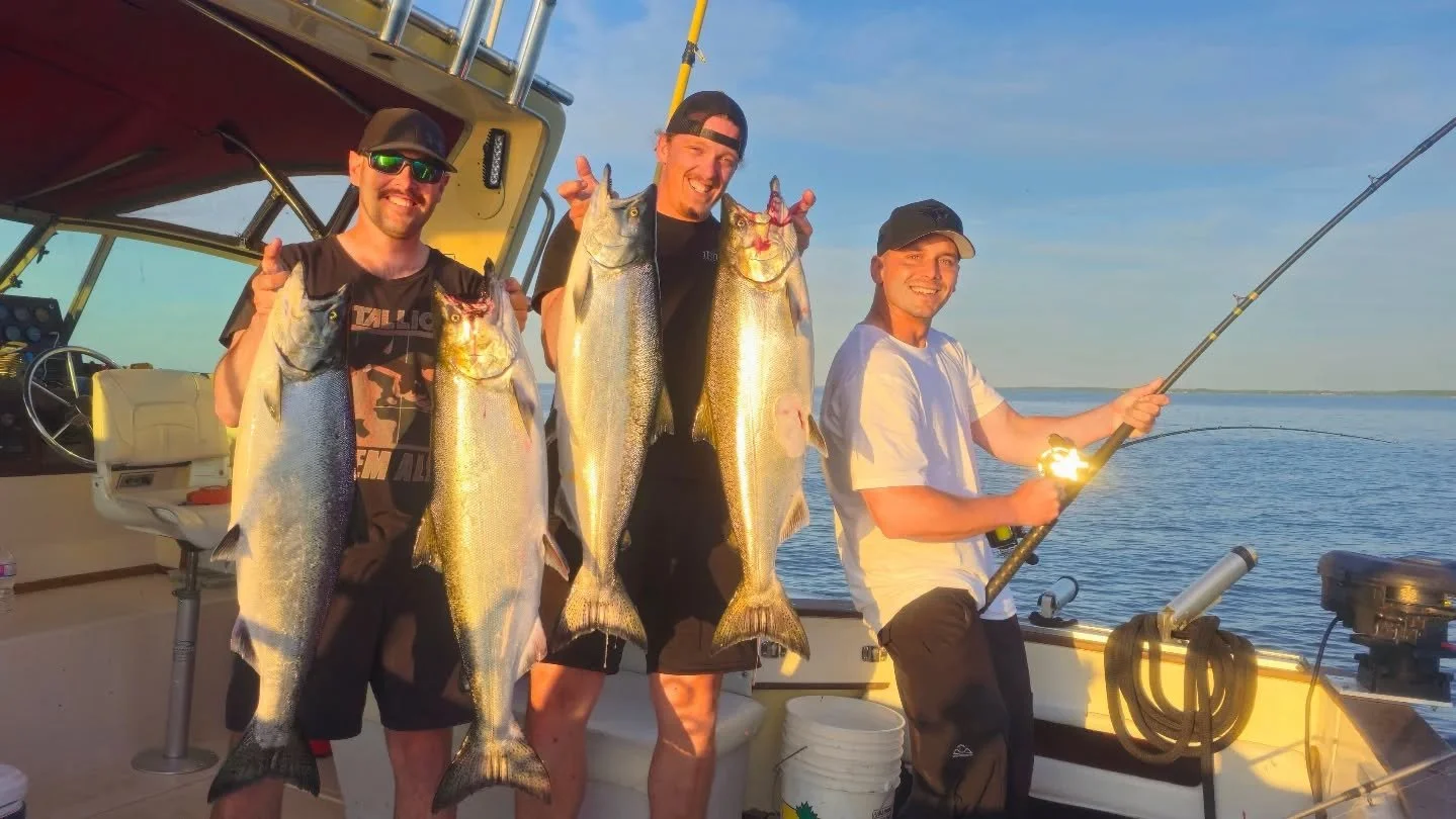 We're trying something new, right NOW is your chance to win a Salmon fishing trip with us for only $25‼️

🧇 🧇 WAFFLE DRAW 🧇 🧇

$25 per spot - 40 Spots available

Trip details:
- 6 hr AM / PM on Lake Ontario (May-Sept)
- 📍 St. Catharines Marina (