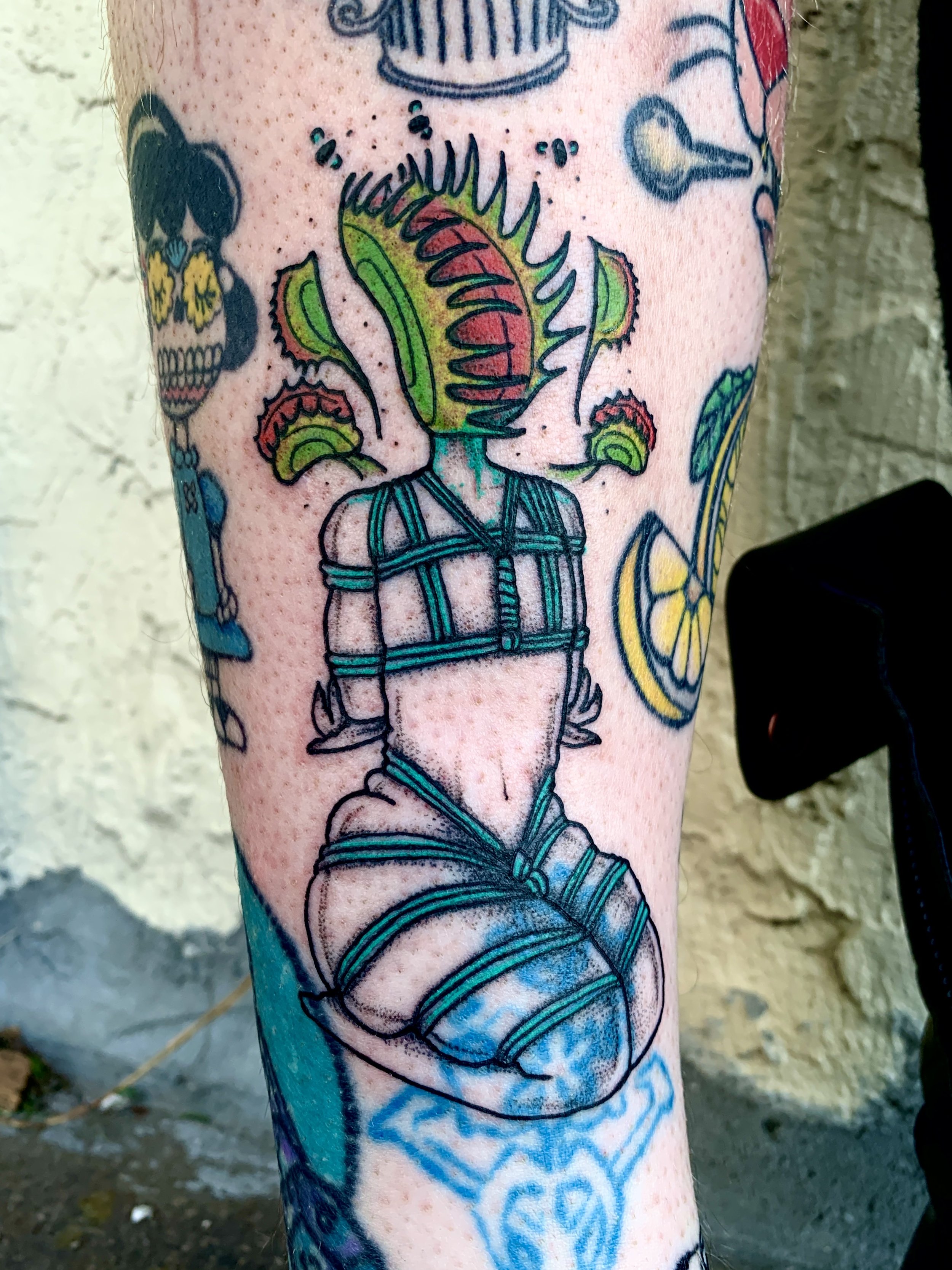 shibari tattoo leg color