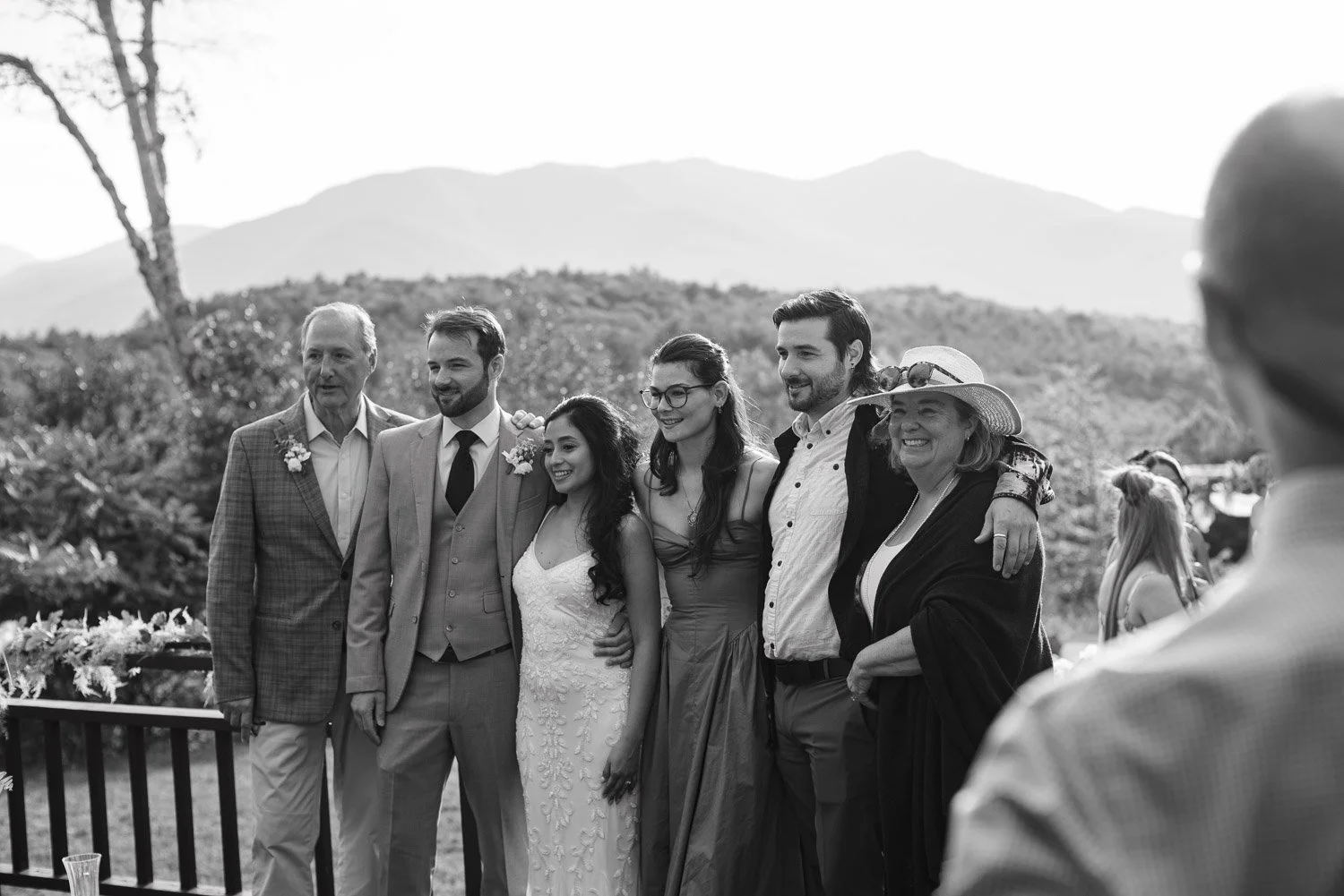 20260912-wedding-00622-sqslarge.jpg