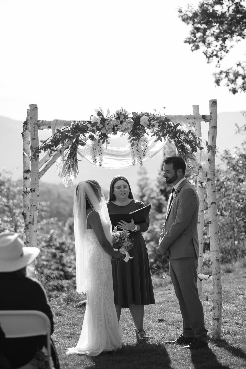 20260912-wedding-00309-sqslarge.jpg