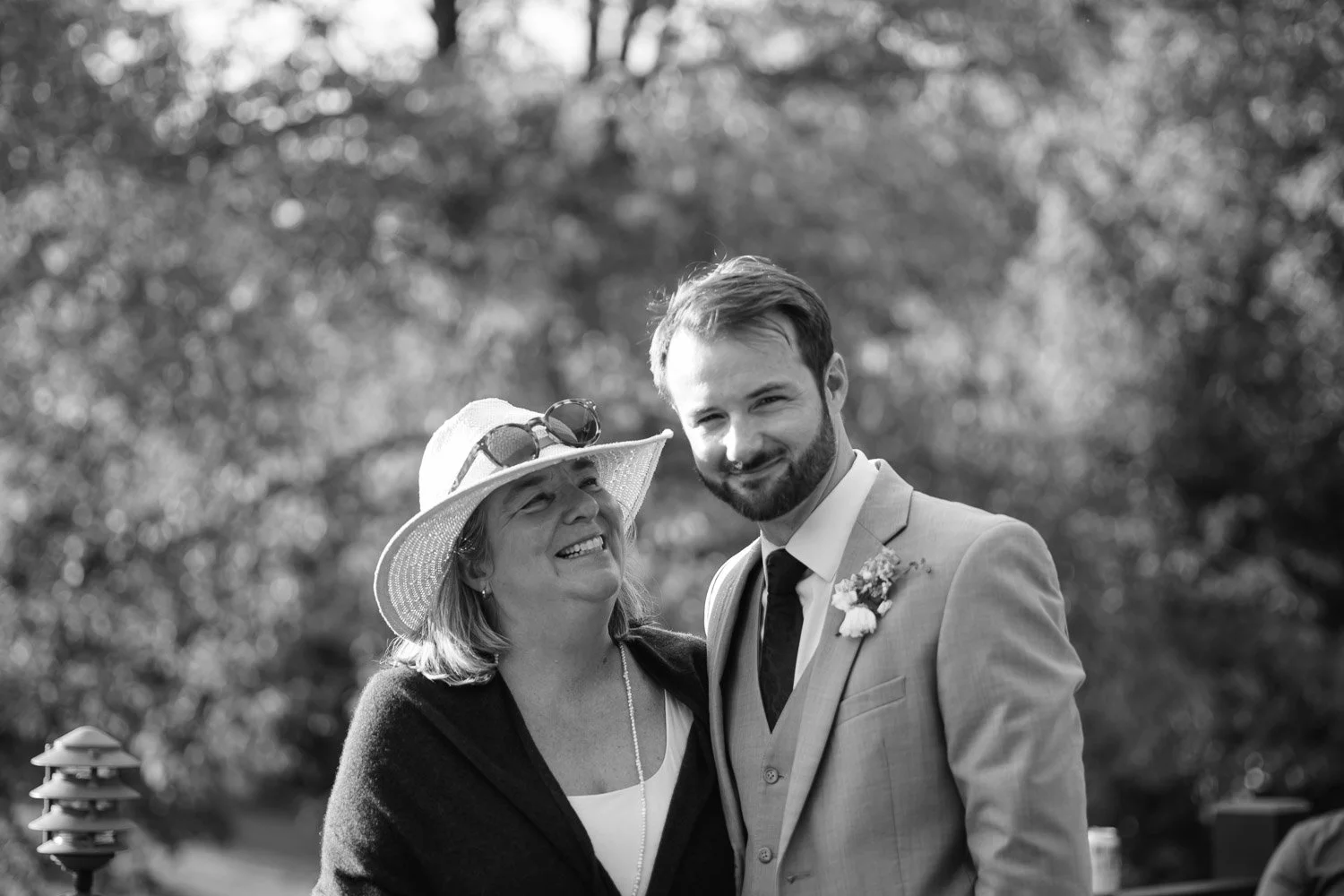 20260912-wedding-00683-sqslarge.jpg