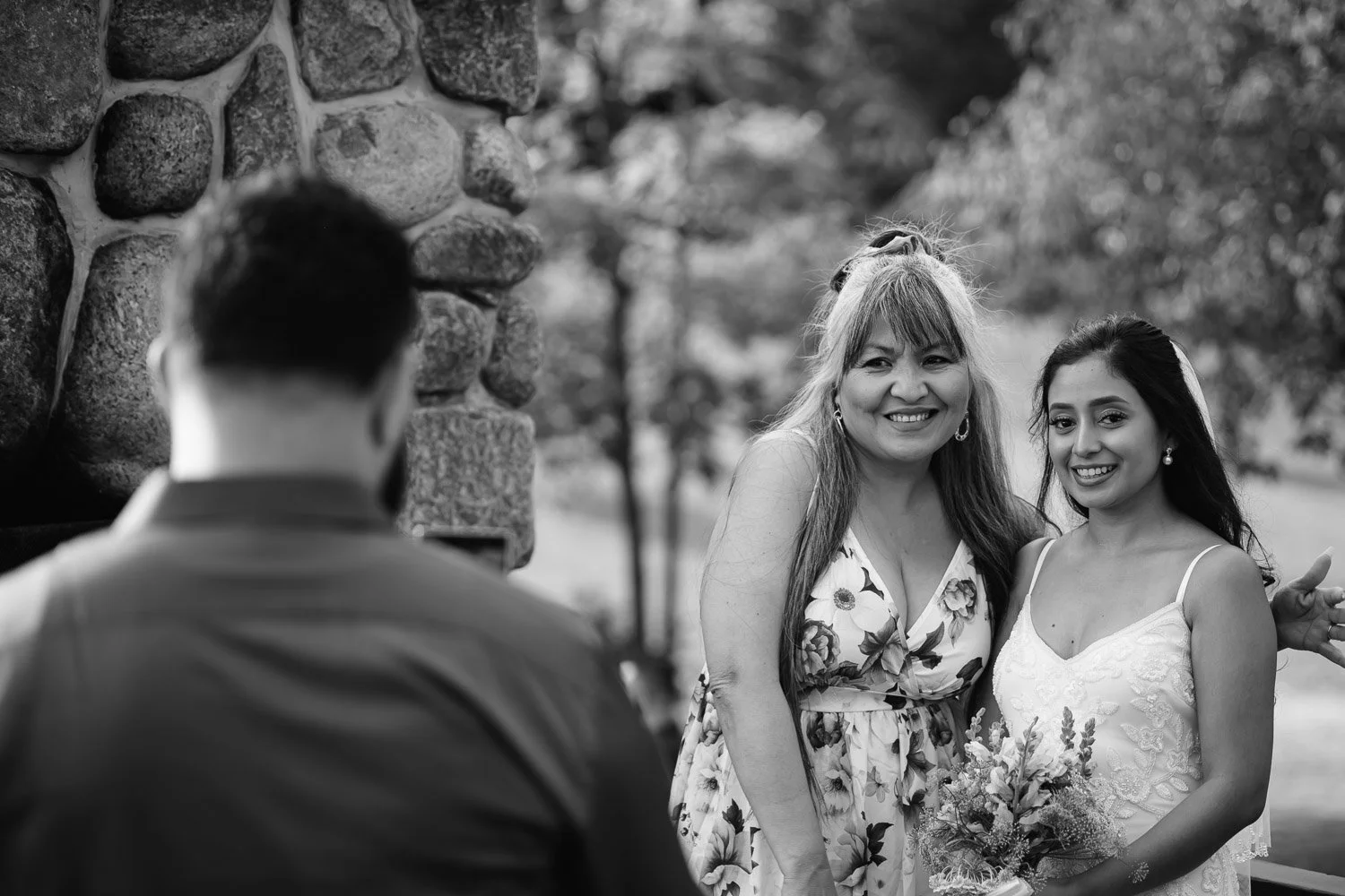 20260912-wedding-00443-sqslarge.jpg