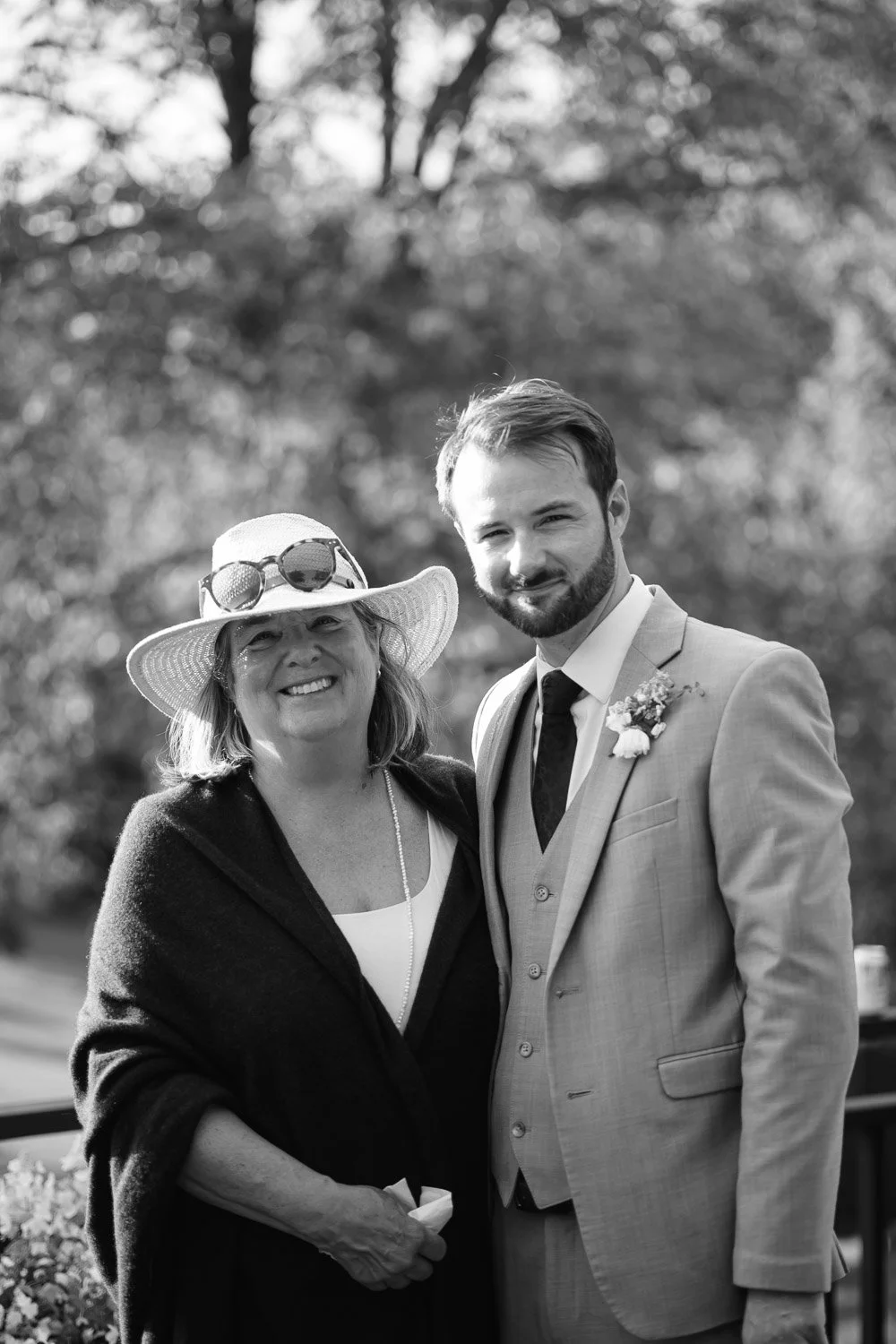 20260912-wedding-00682-sqslarge.jpg