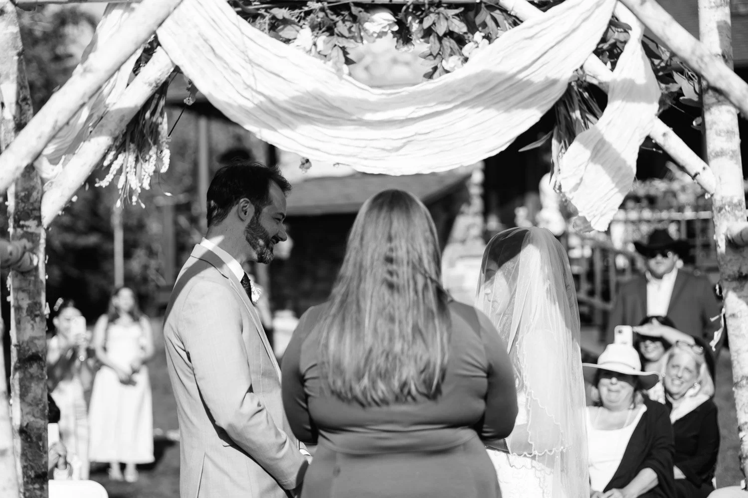 20260912-wedding-00335-sqslarge.jpg