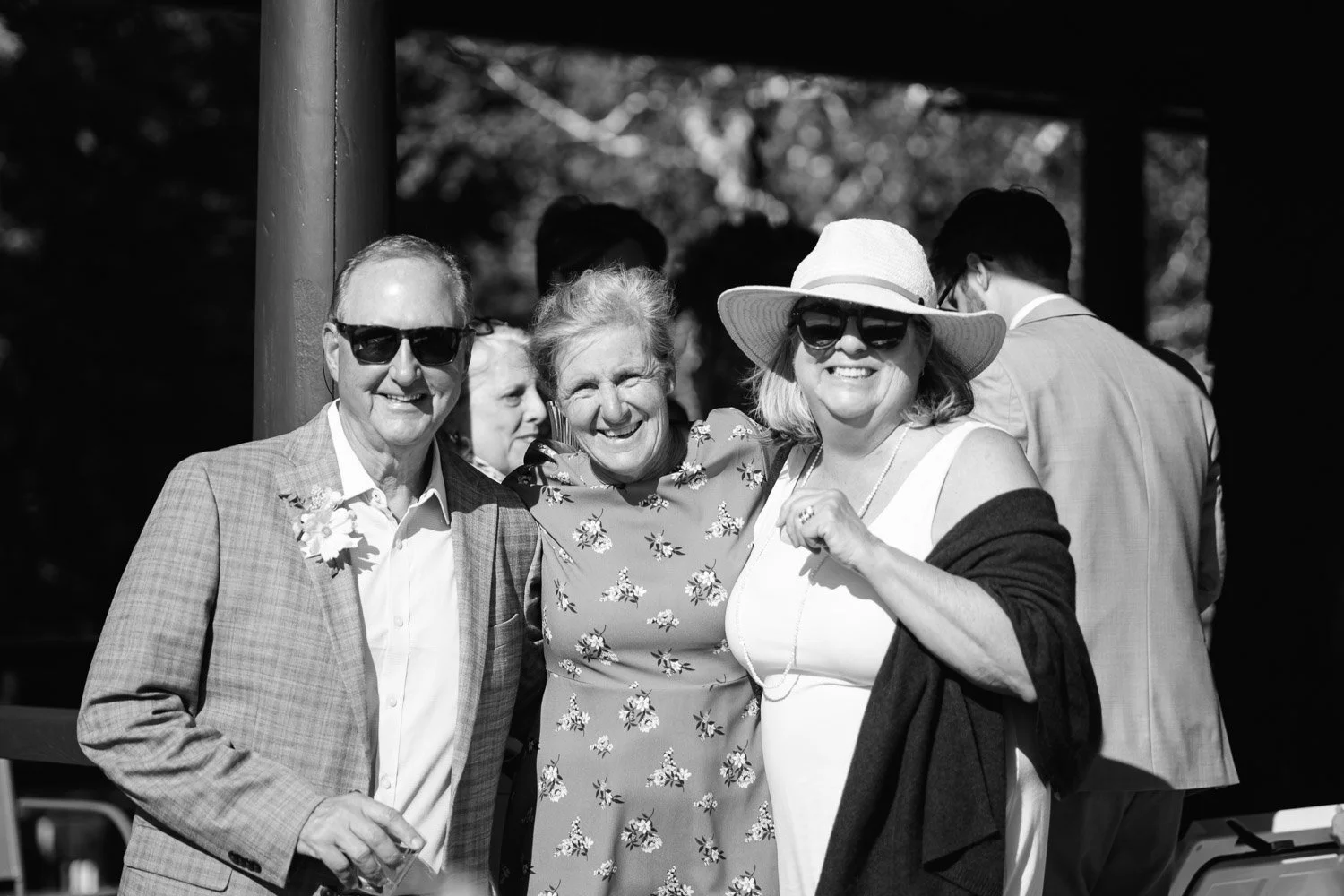20260912-wedding-00054-sqslarge.jpg