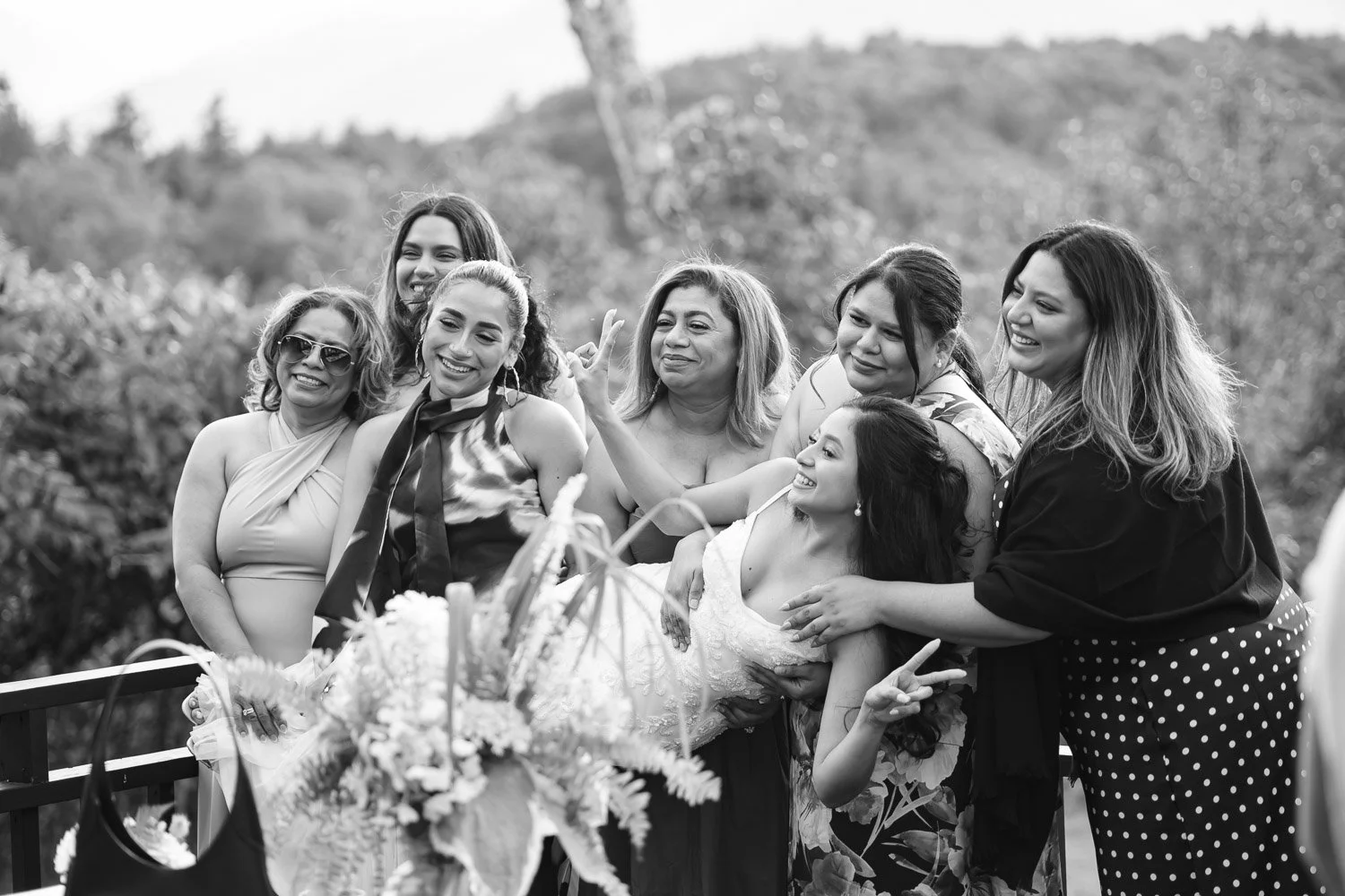 20260912-wedding-00597-sqslarge.jpg