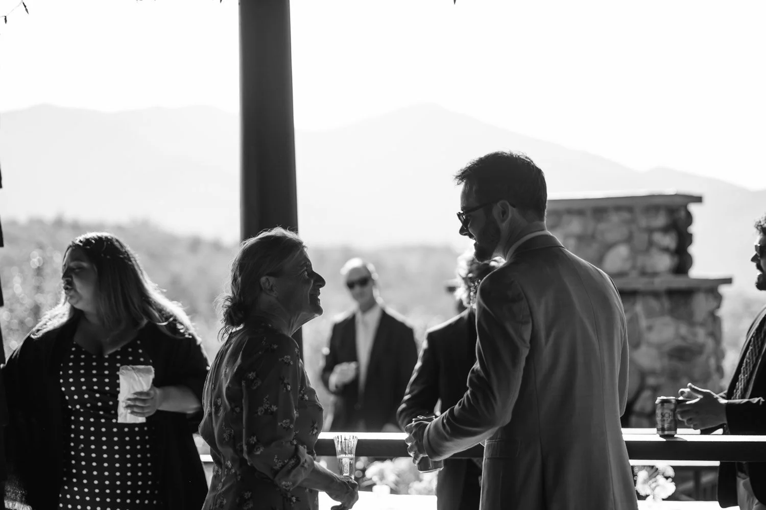 20260912-wedding-00077-sqslarge.jpg