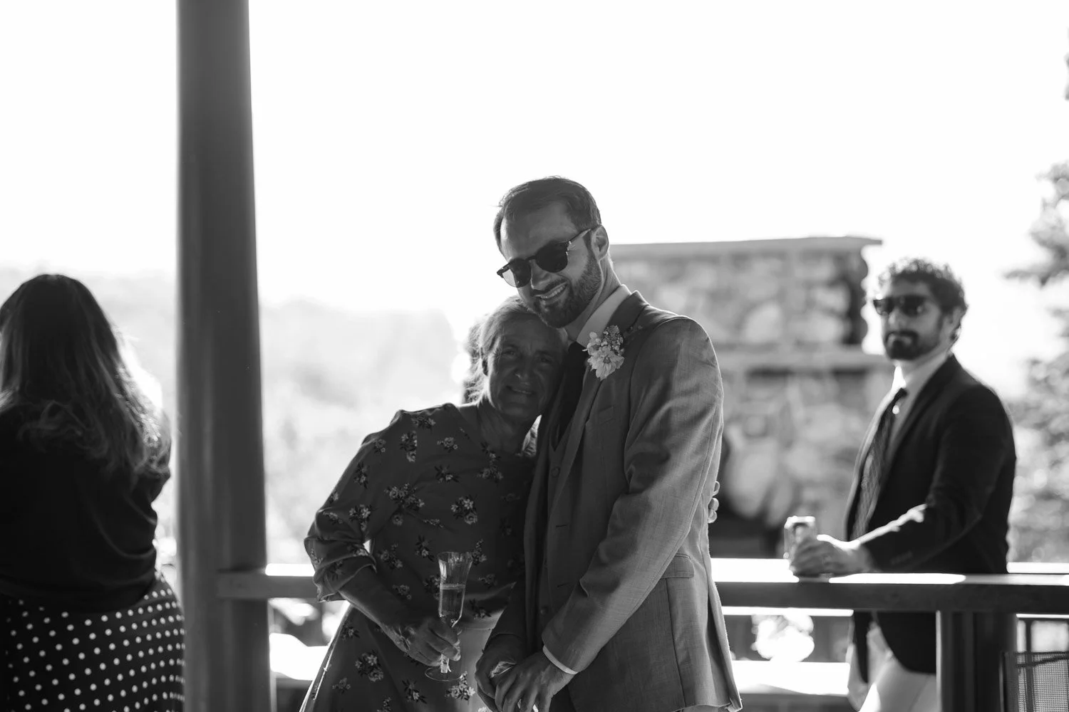 20260912-wedding-00081-sqslarge.jpg