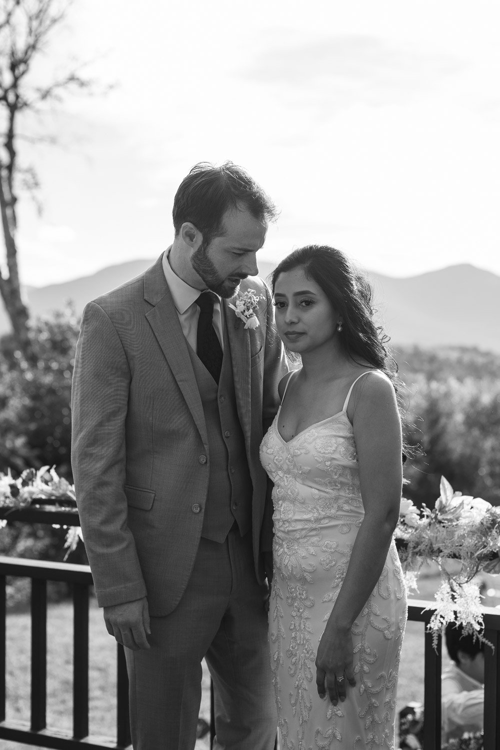 20260912-wedding-00628-sqslarge.jpg