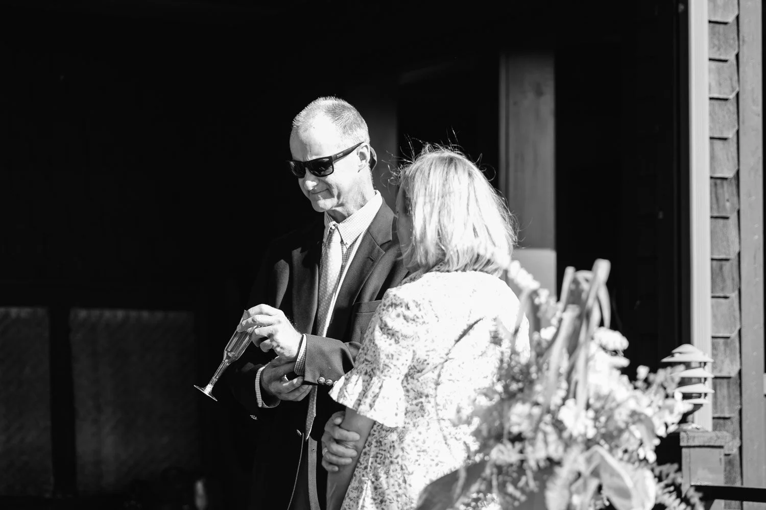 20260912-wedding-00021-sqslarge.jpg