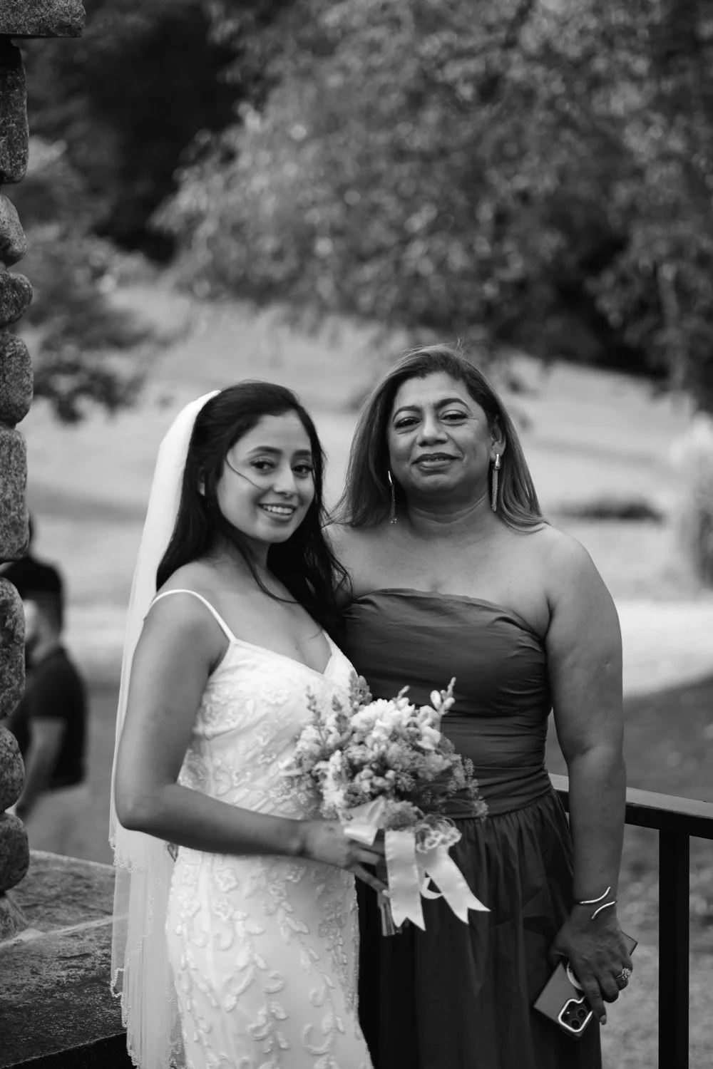 20260912-wedding-00474-sqslarge.jpg