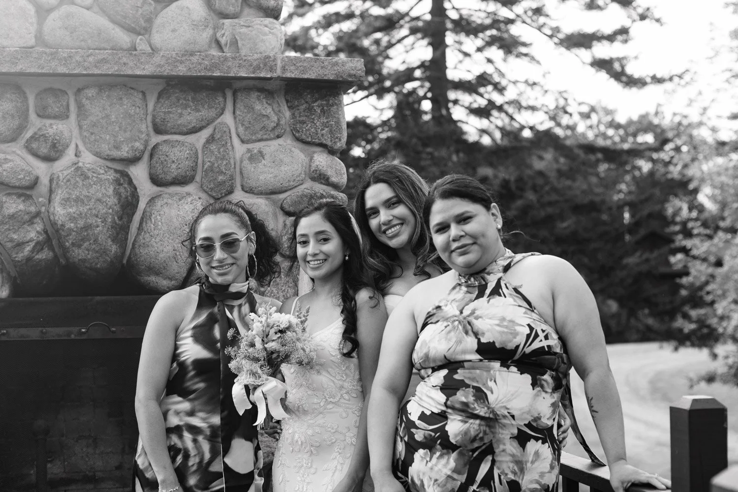 20260912-wedding-00518-sqslarge.jpg