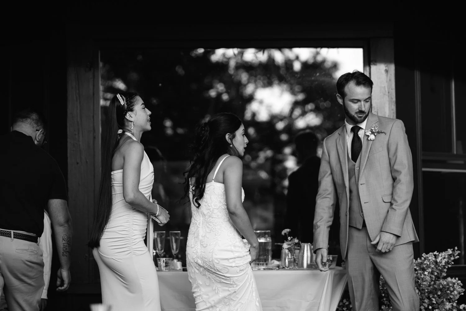 20260912-wedding-00892-sqslarge.jpg