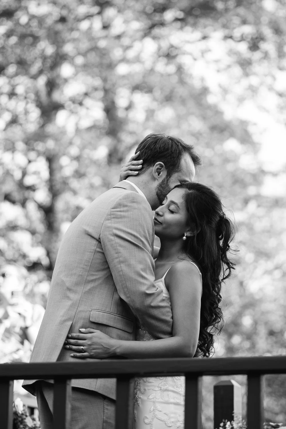 20260912-wedding-00843-sqslarge.jpg