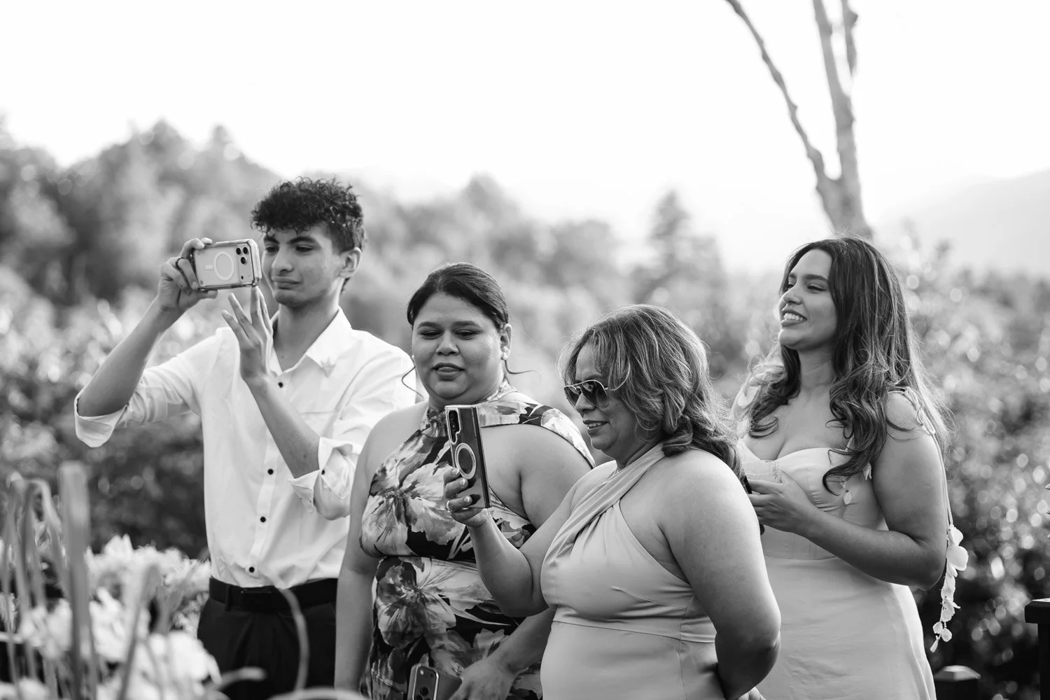 20260912-wedding-00911-sqslarge.jpg