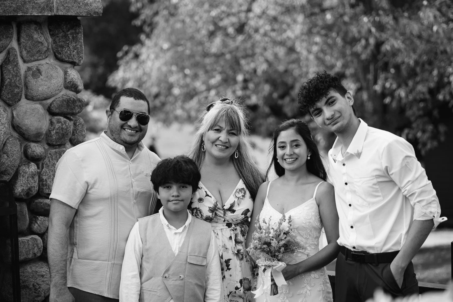 20260912-wedding-00442-sqslarge.jpg