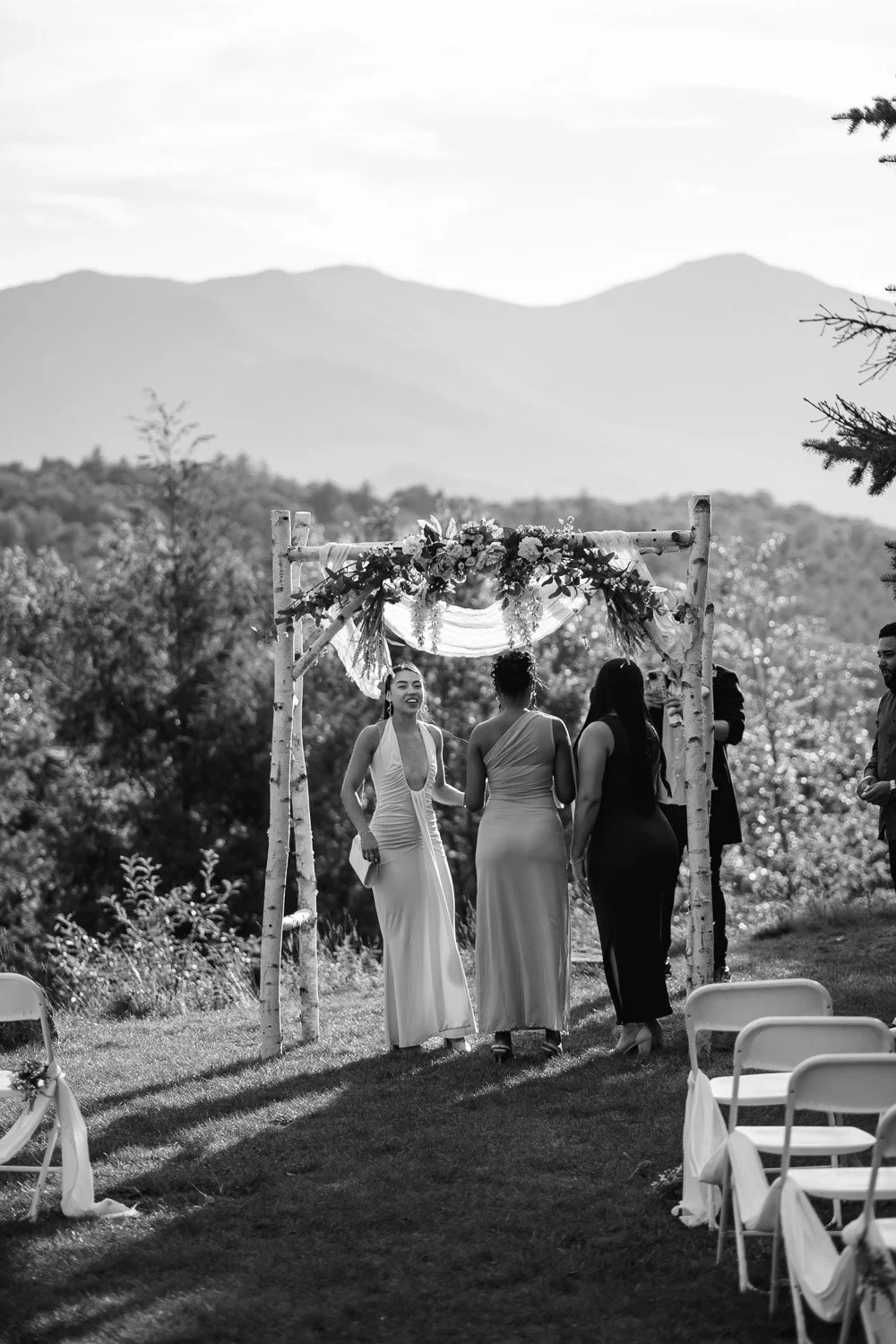 20260912-wedding-00702-sqslarge.jpg