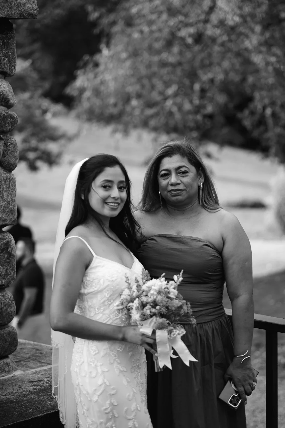 20260912-wedding-00475-sqslarge.jpg