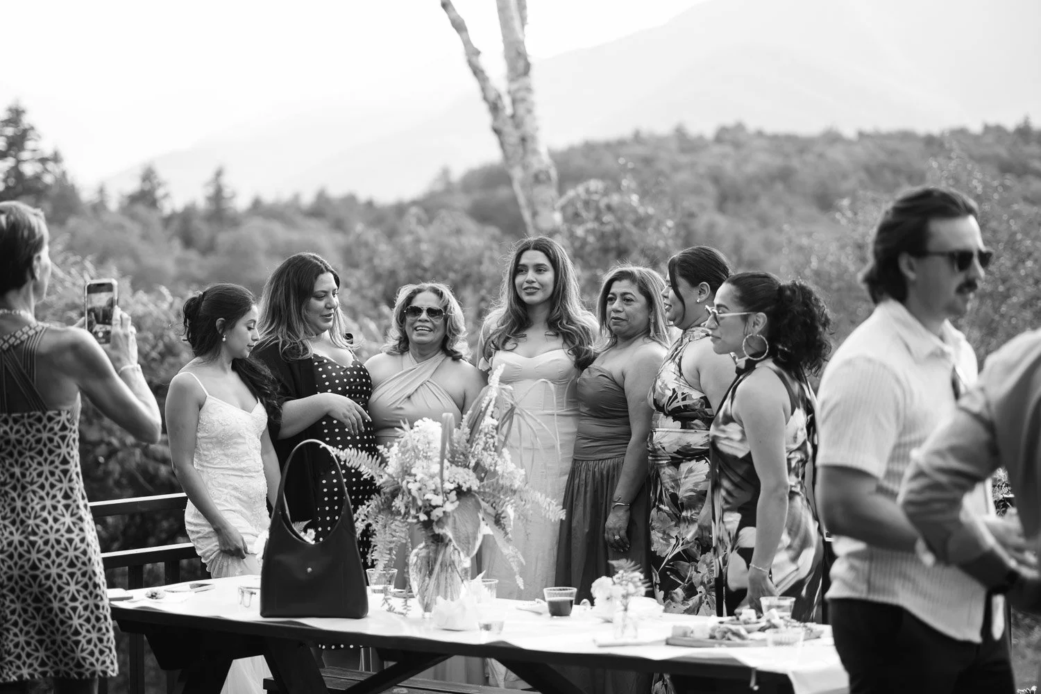 20260912-wedding-00593-sqslarge.jpg