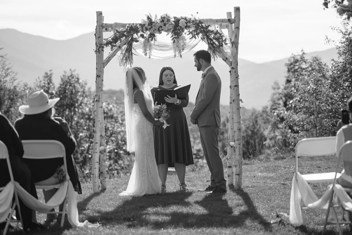20260912-wedding-00316-sqslarge.jpg