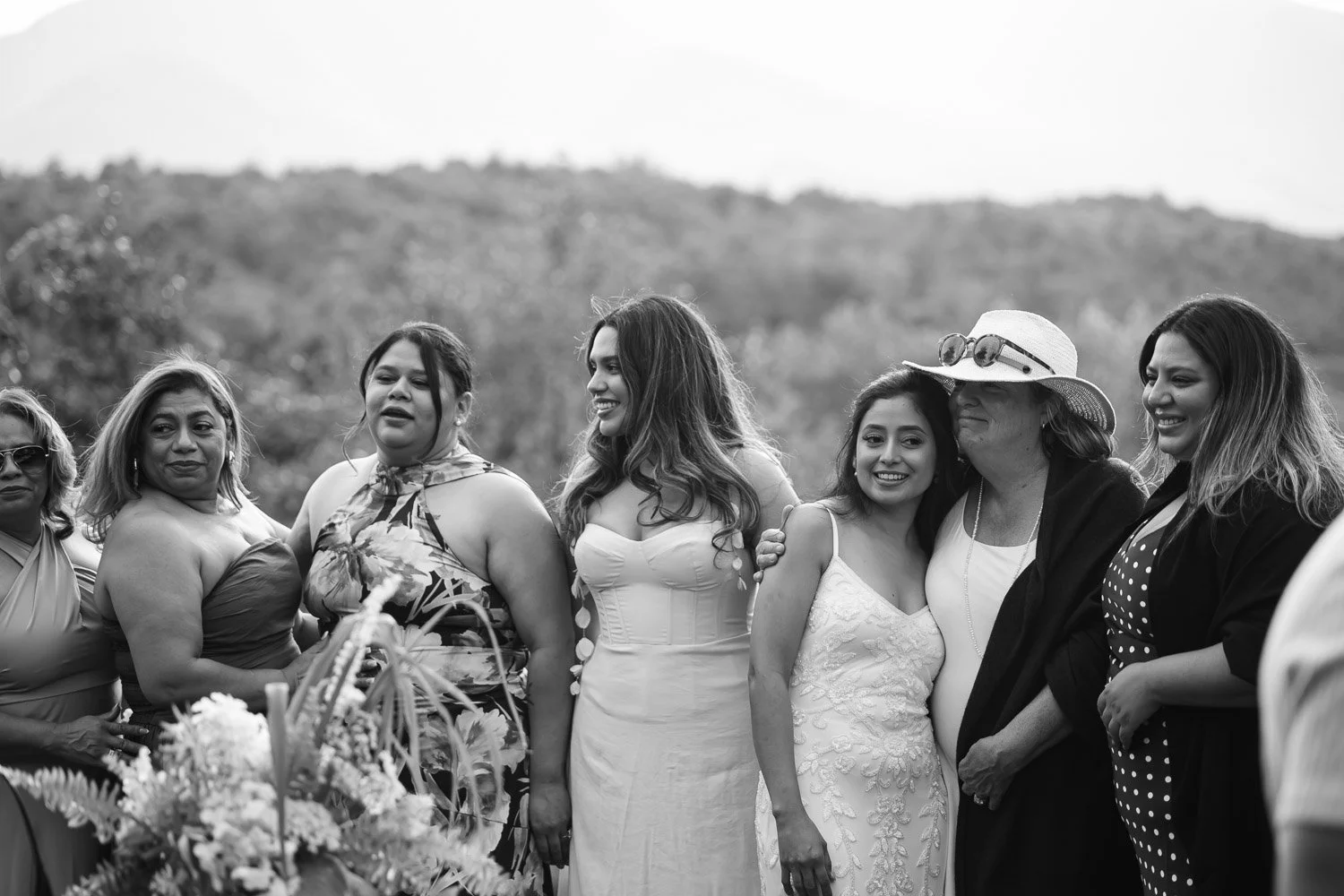 20260912-wedding-00605-sqslarge.jpg